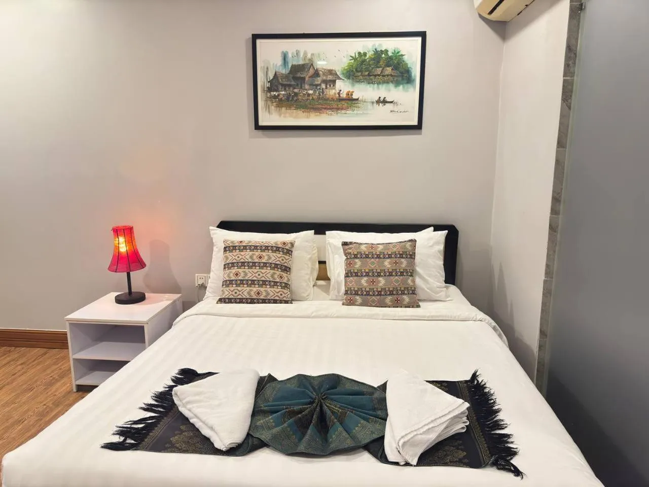 Bedroom, Bed in Ostro Hotel