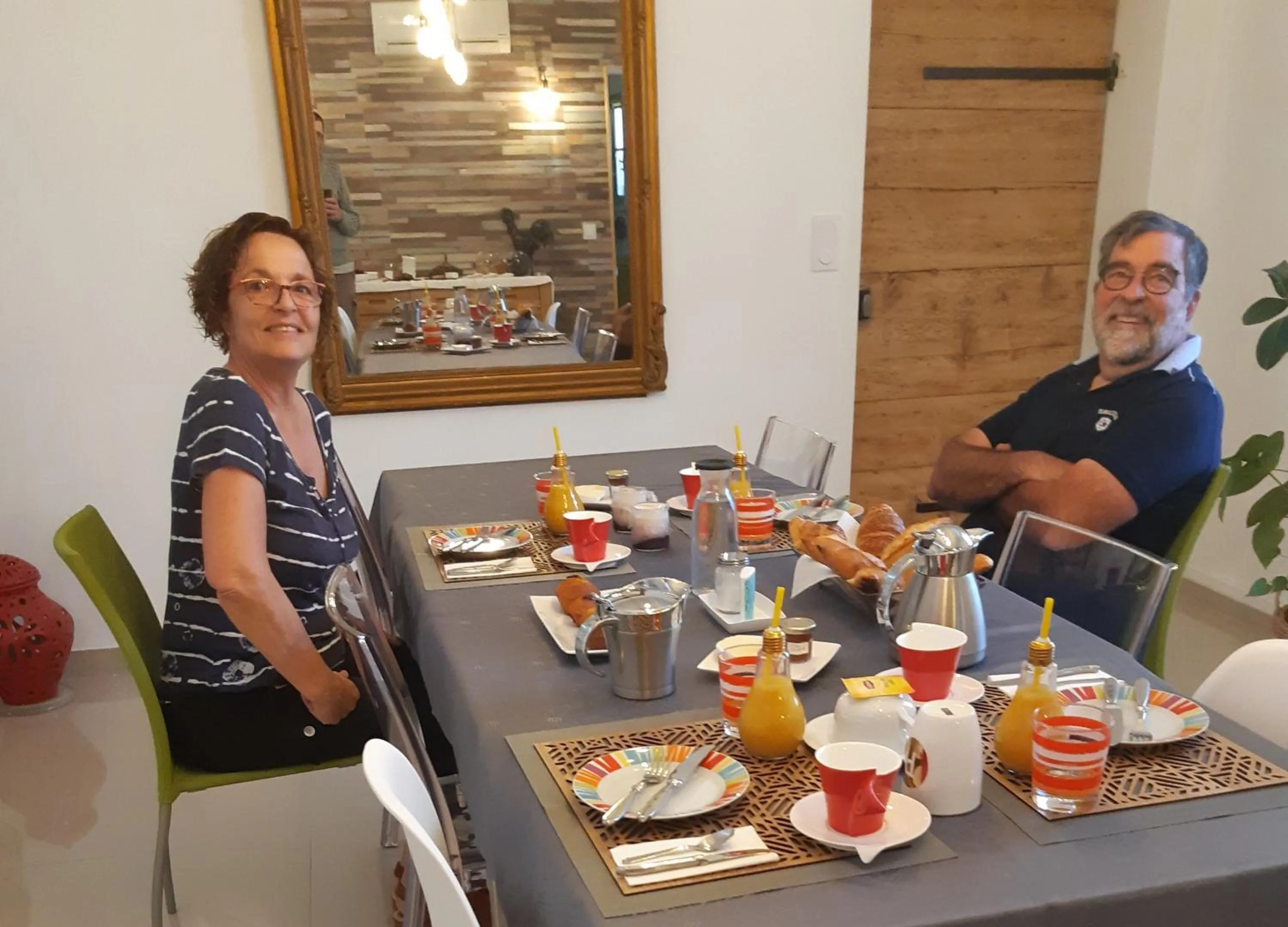 People in Patrick&Pierre Bed and Breakfast Nîmes