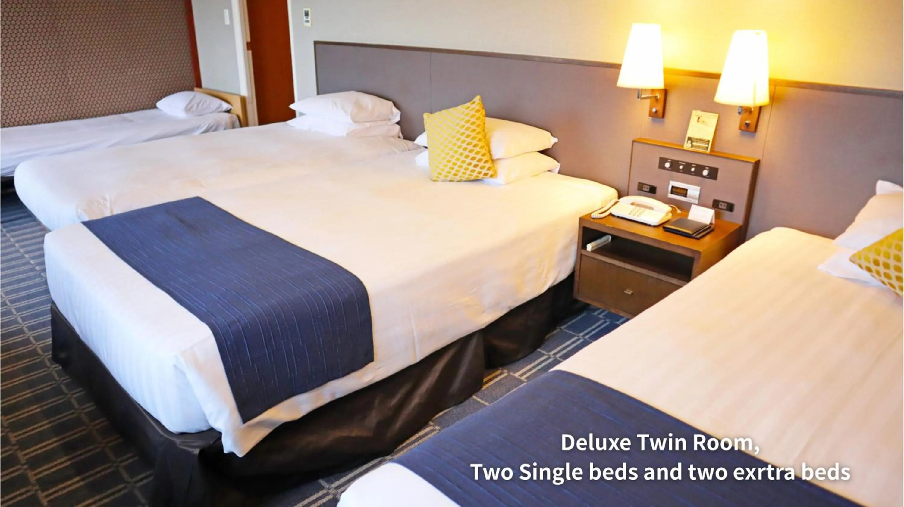 Bed in Premier Hotel Nakajima Park Sapporo