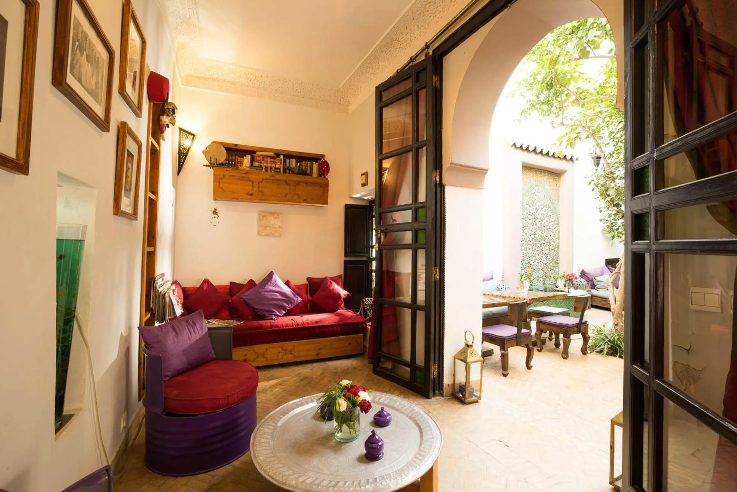 Library in Riad Houdou