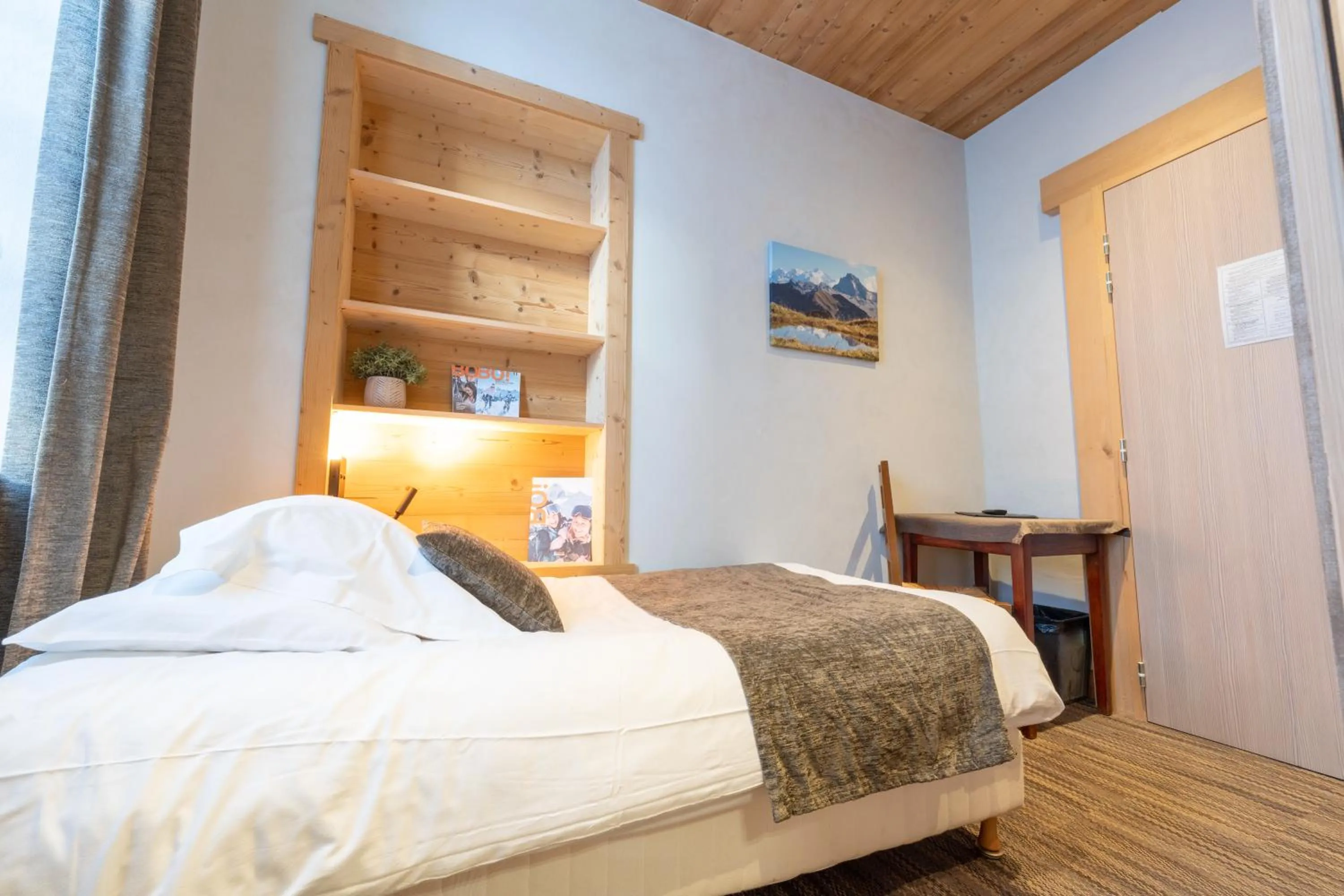 Bedroom, Bed in Hotel la Pointe Percee