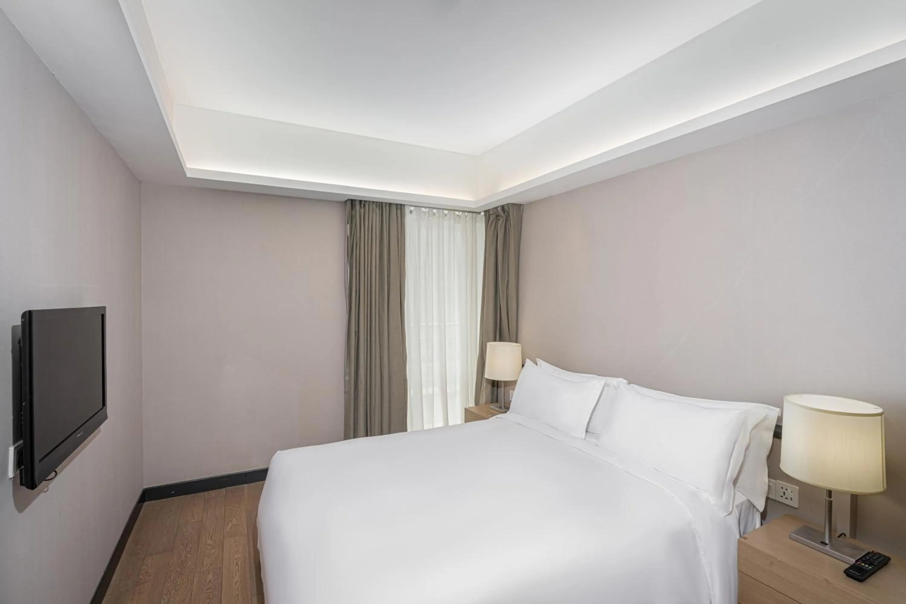 Bed in Riverdale Residence Xintiandi Shanghai