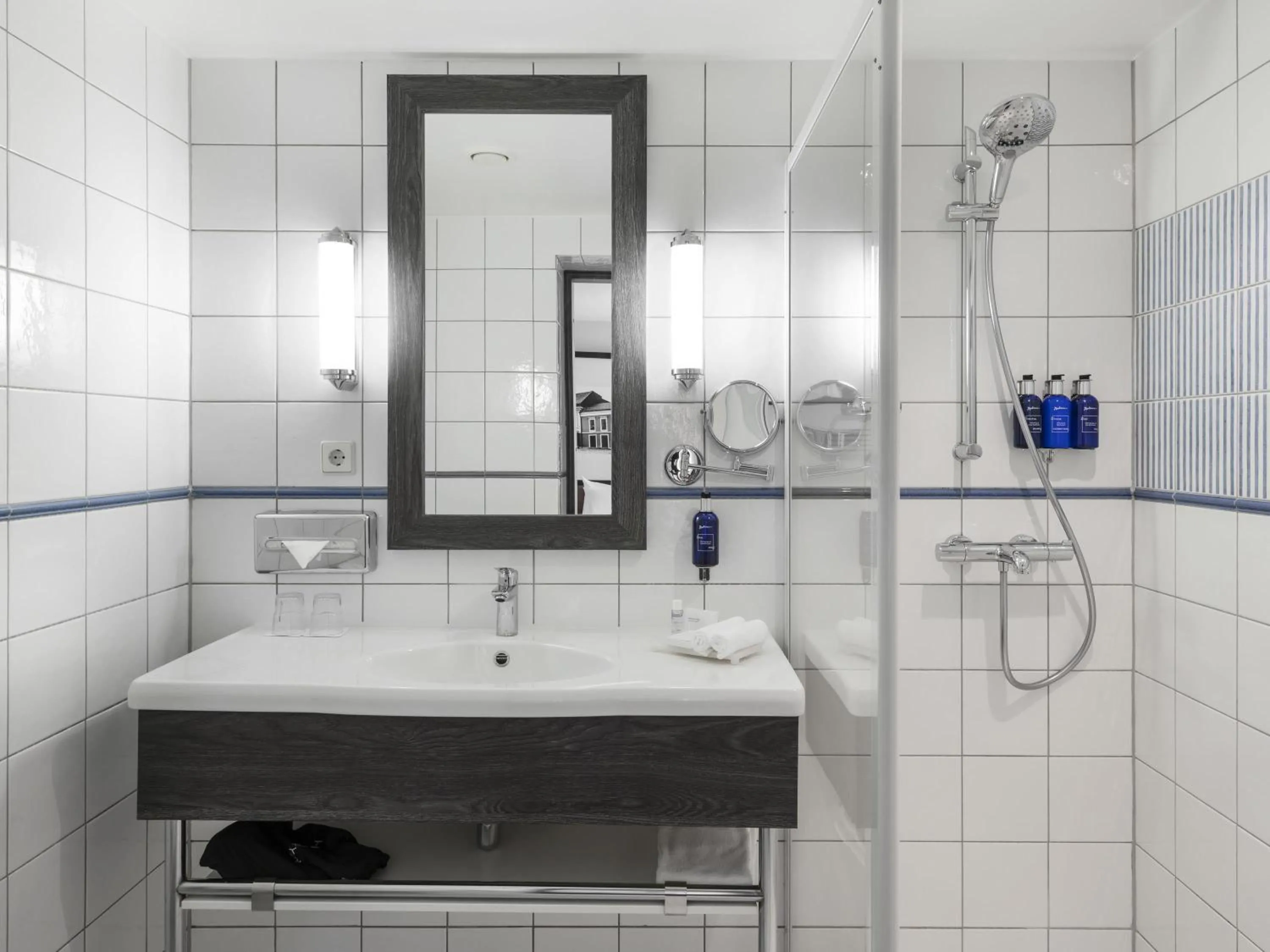 Bedroom in MERCURE KLAIPEDA CITY HOTEL, Meetings, Events, Restaurant & Bar - Accor Group, Pet Stay FREE