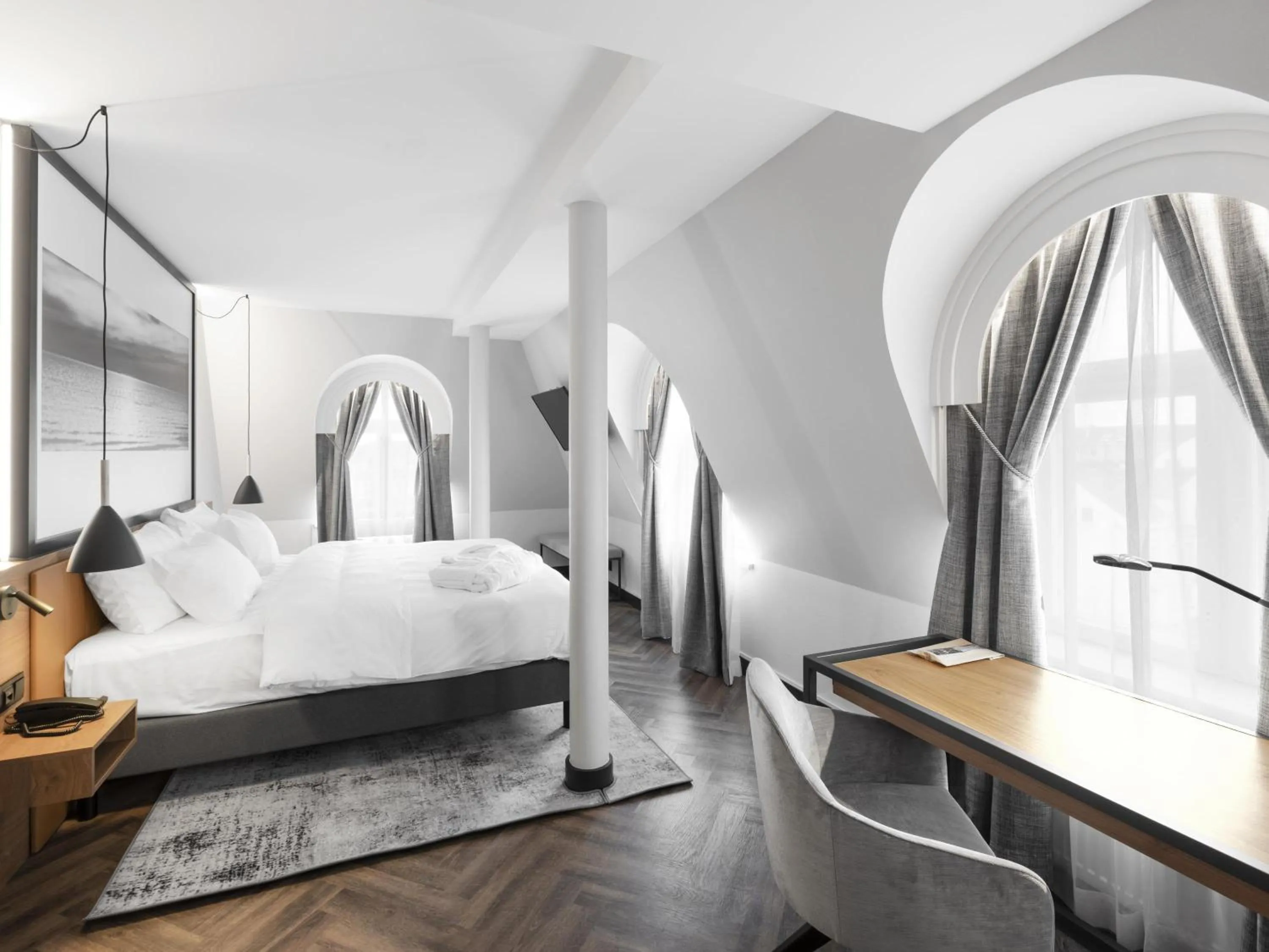 Bedroom, Bed in MERCURE KLAIPEDA CITY HOTEL, Meetings, Events, Restaurant & Bar - Accor Group, Pet Stay FREE