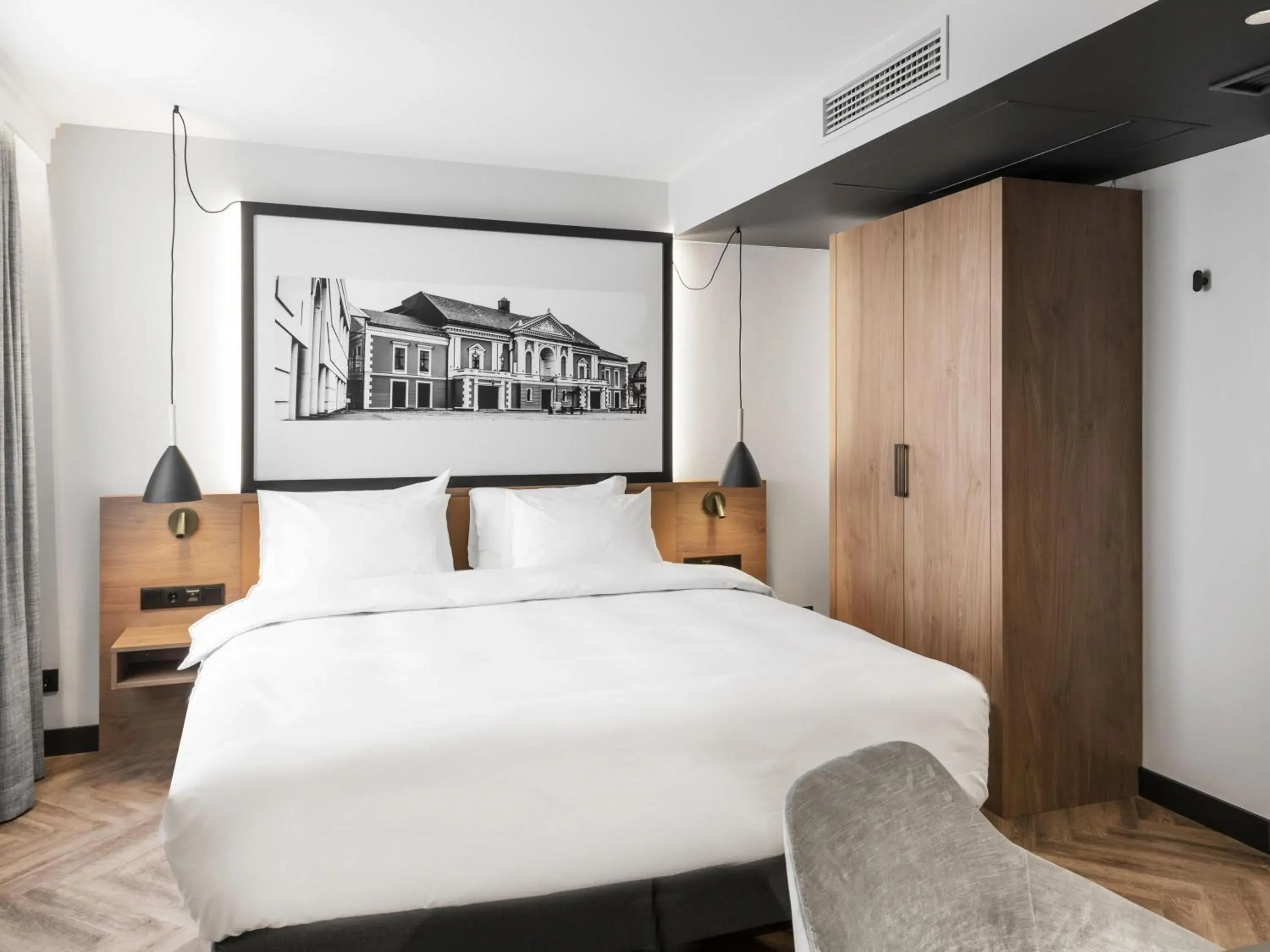 Classic Double Room in MERCURE KLAIPEDA CITY HOTEL, Meetings, Events, Restaurant & Bar - Accor Group, Pet Stay FREE Classic Double Room in MERCURE KLAIPEDA CITY HOTEL, Meetings, Events, Restaurant & Bar - Accor Group, Pet Stay FREE