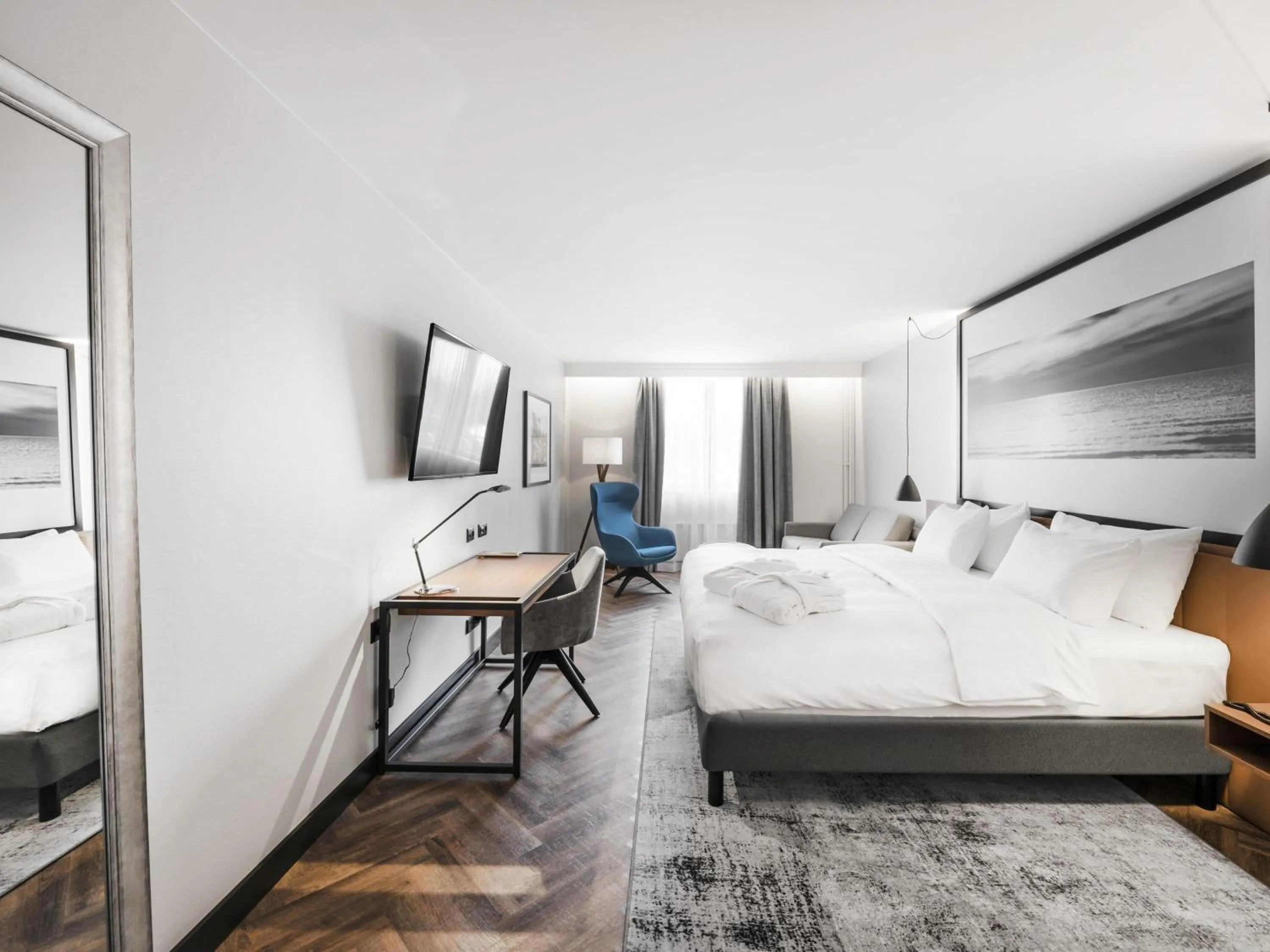 Bedroom, Bed in MERCURE KLAIPEDA CITY HOTEL, Meetings, Events, Restaurant & Bar - Accor Group, Pet Stay FREE