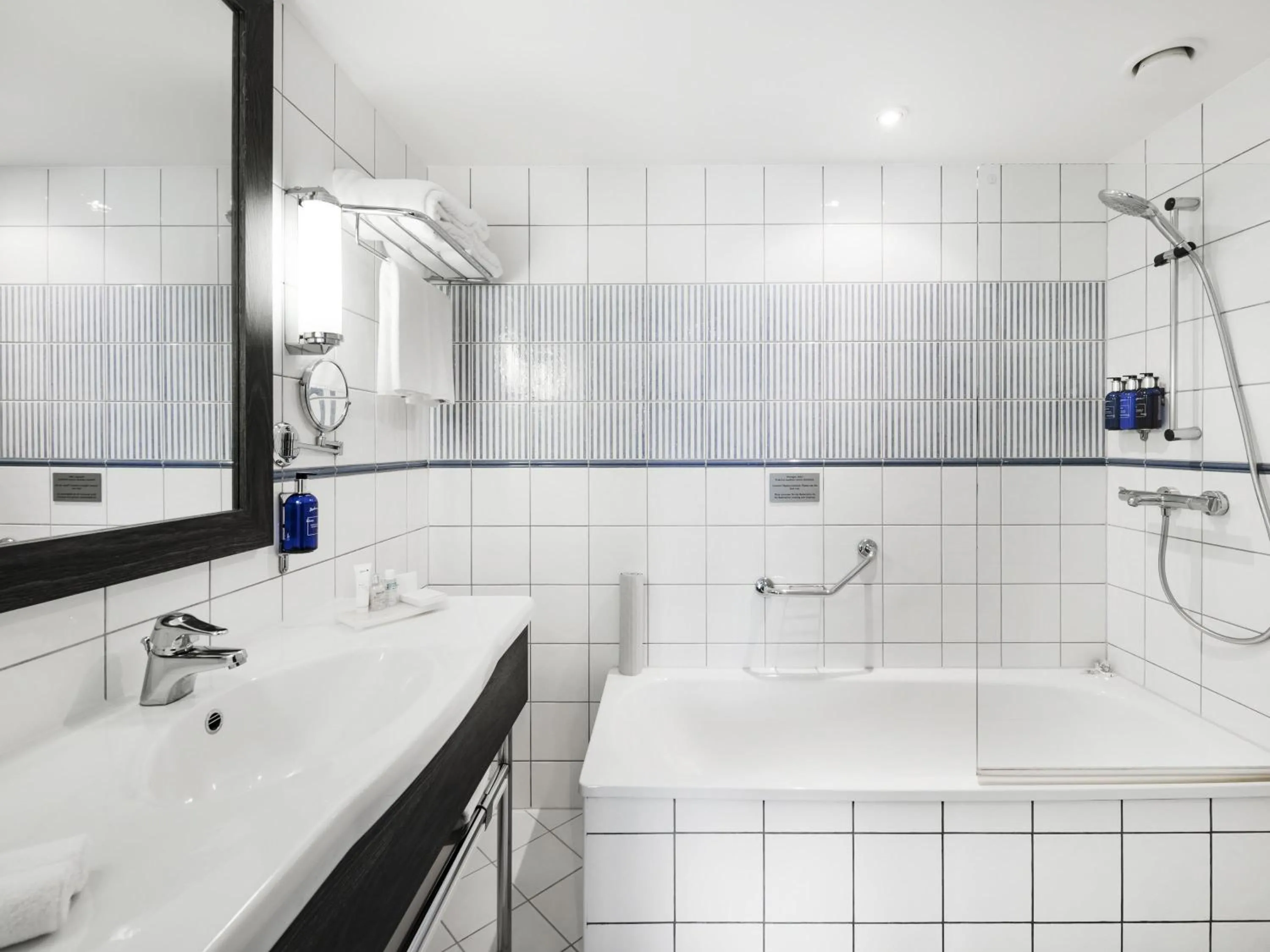 Bedroom in MERCURE KLAIPEDA CITY HOTEL, Meetings, Events, Restaurant & Bar - Accor Group, Pet Stay FREE