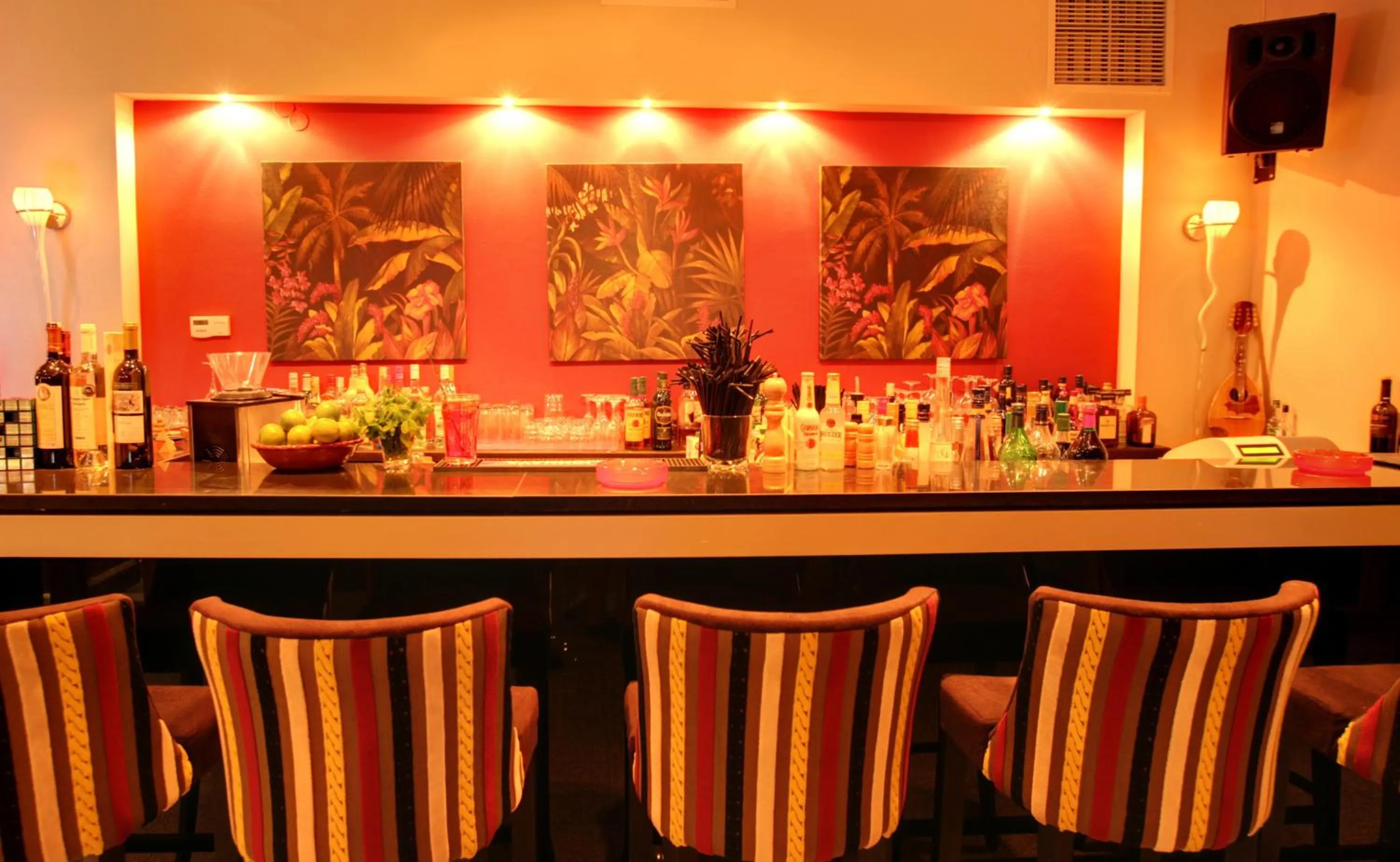 Lounge or bar in Sunrise Resort Hotel
