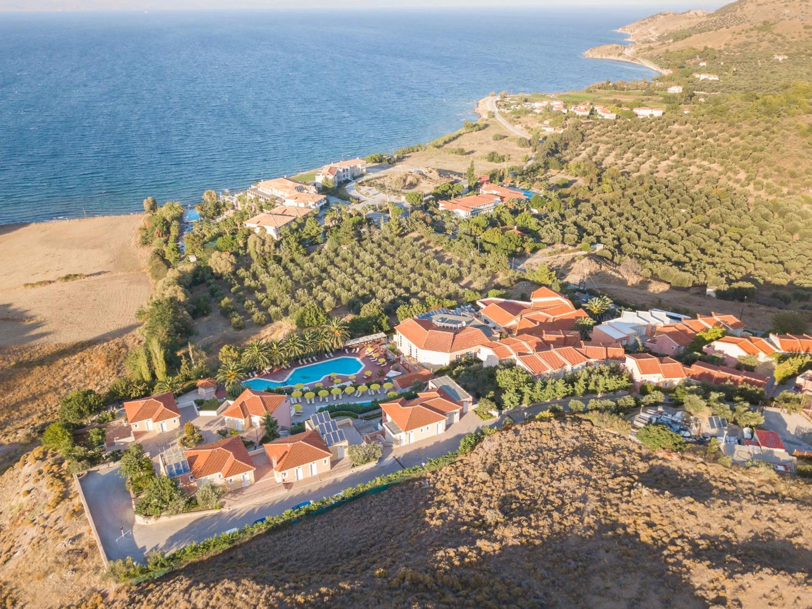 Beach in Sunrise Resort Hotel