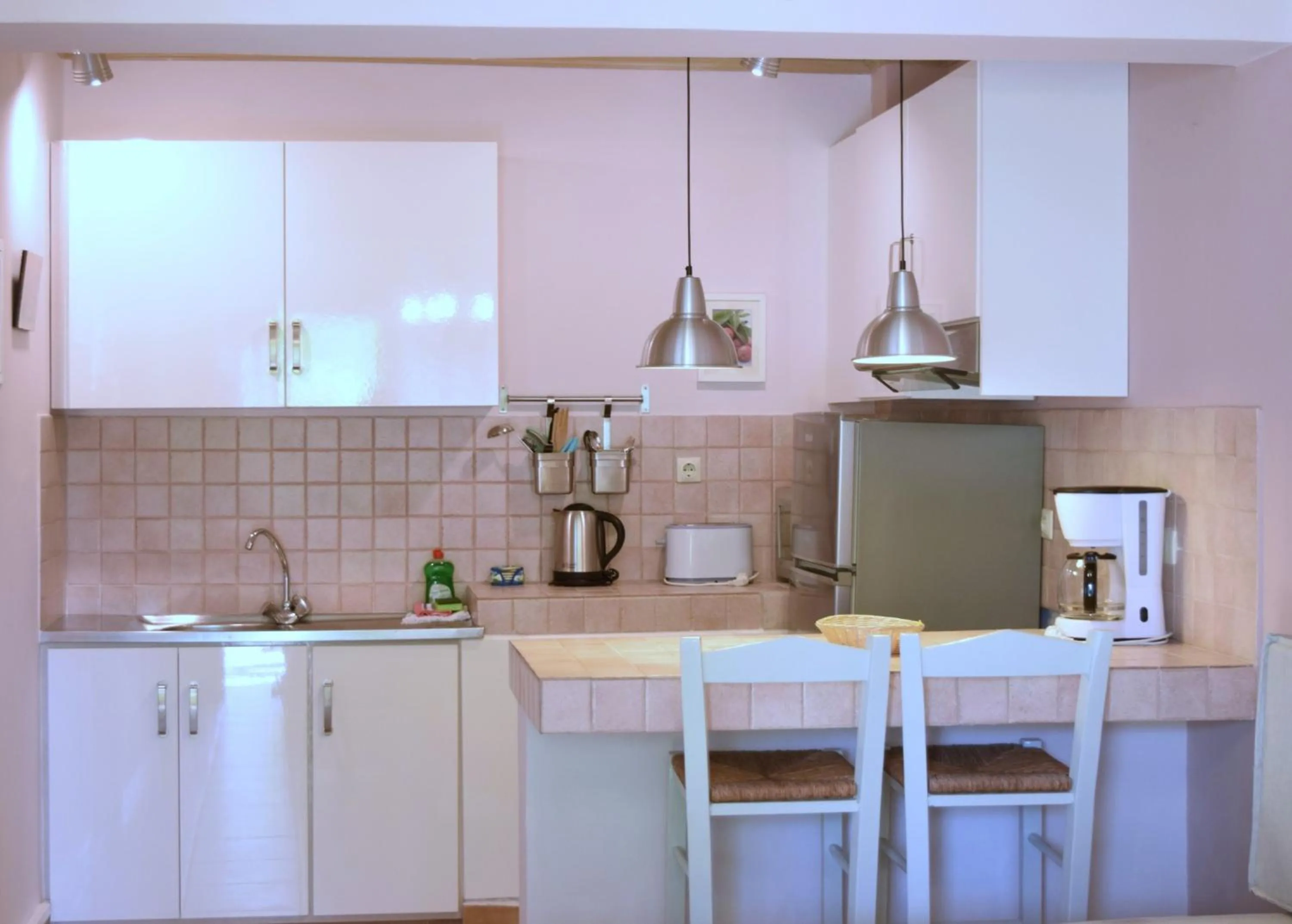 kitchen in Simatos αpARTments & Studios