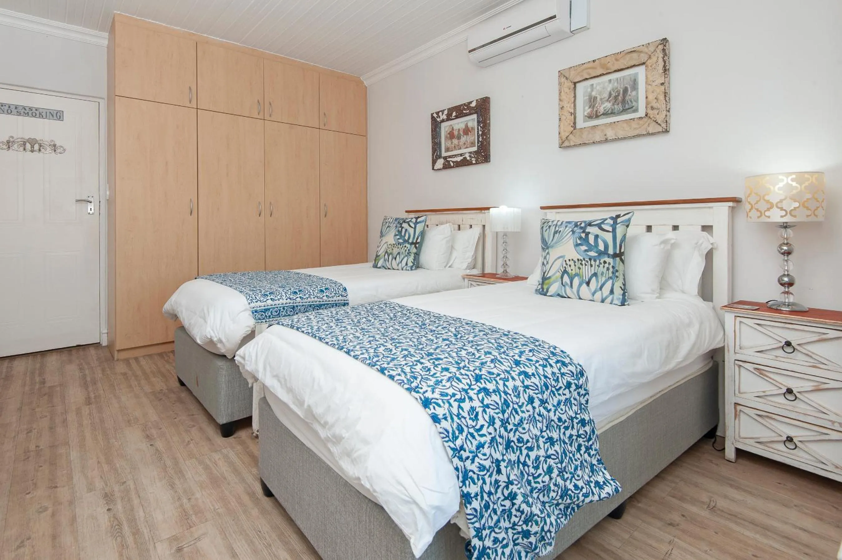 Bed in Oude Schuur Boutique Guesthouse