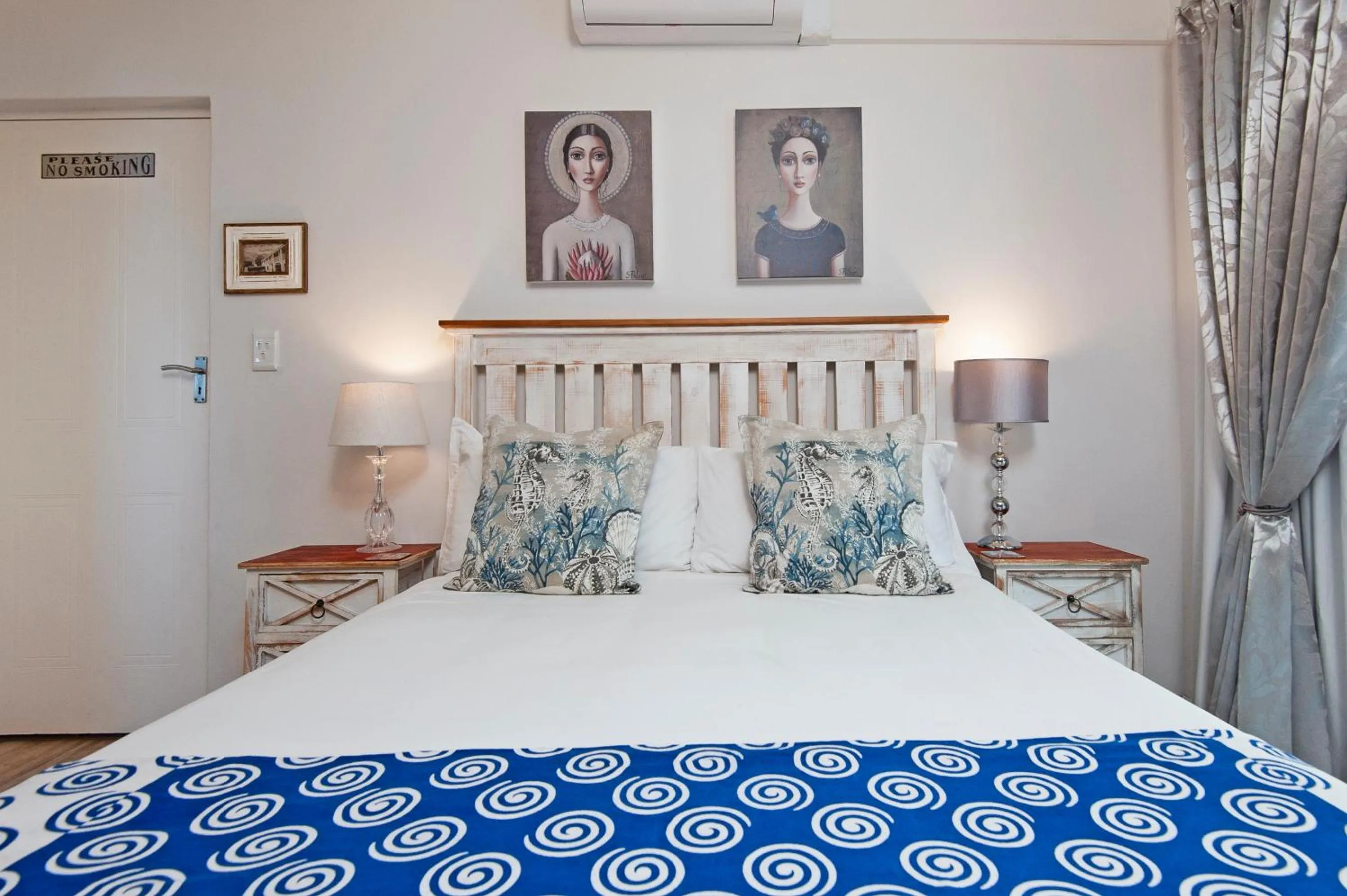 Bed in Oude Schuur Boutique Guesthouse