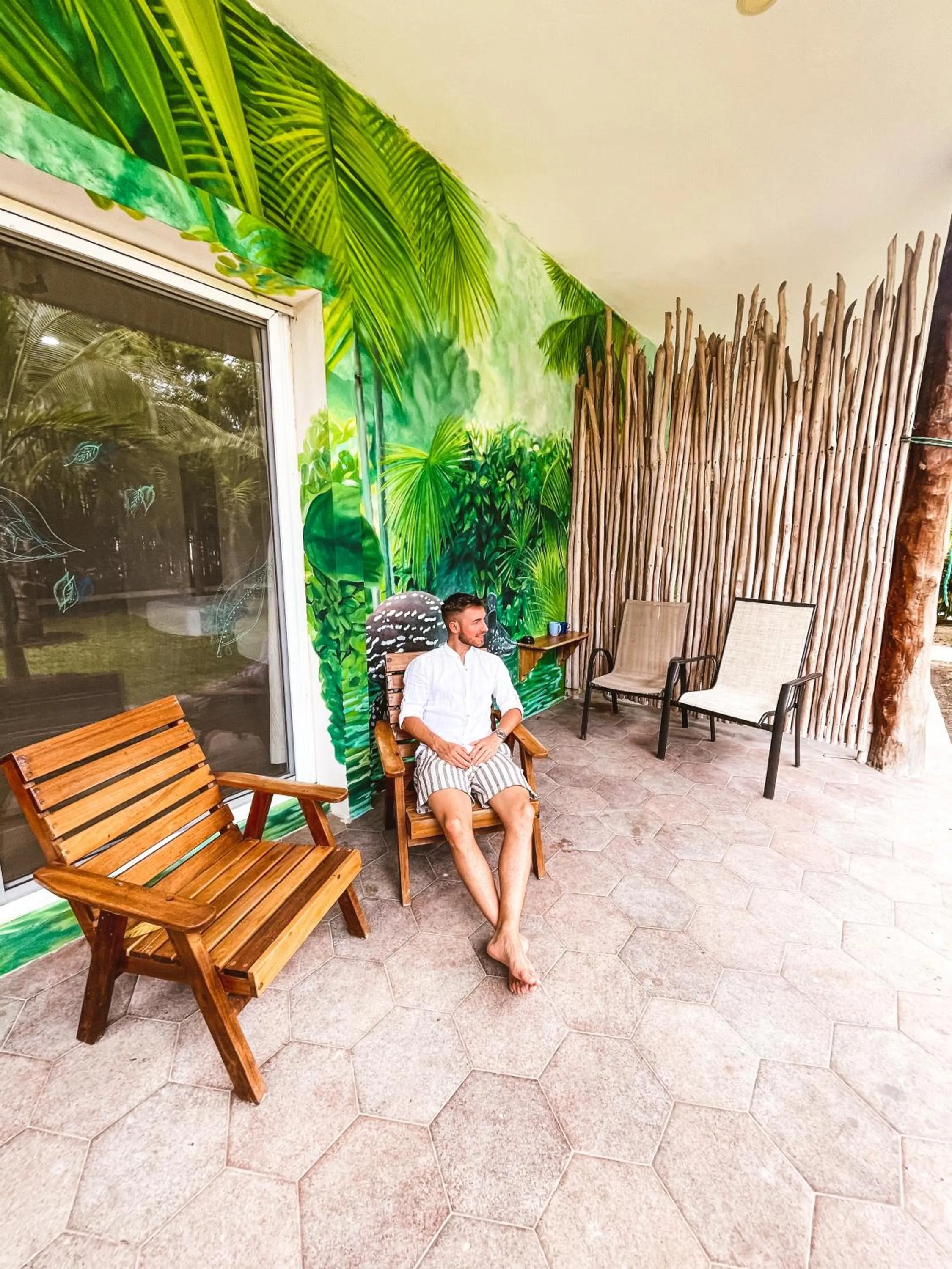 Patio in Hotel & Suites Oasis Bacalar