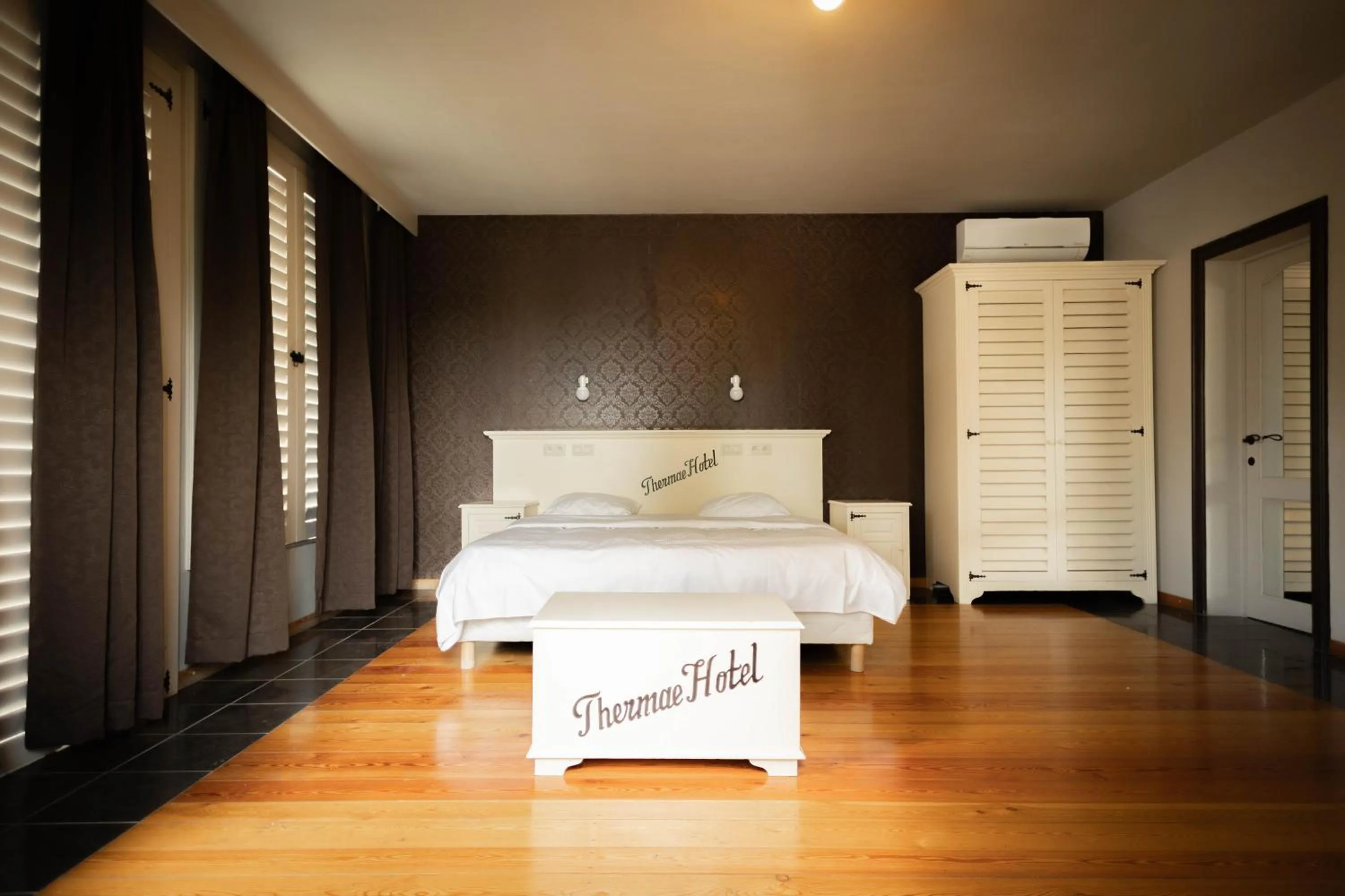 Bedroom, Bed in Thermae Grimbergen Hotel