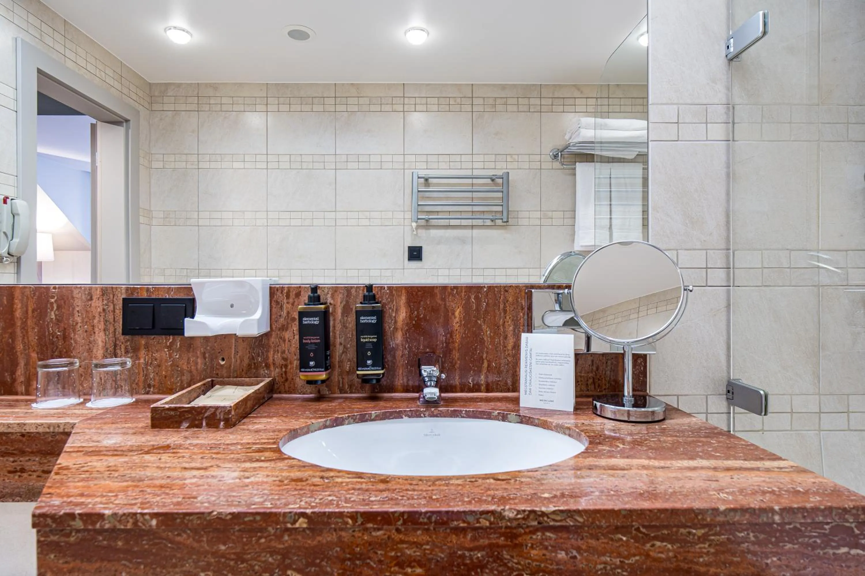 Bathroom in Mercure Palanga Vanagupe Resort & SPA