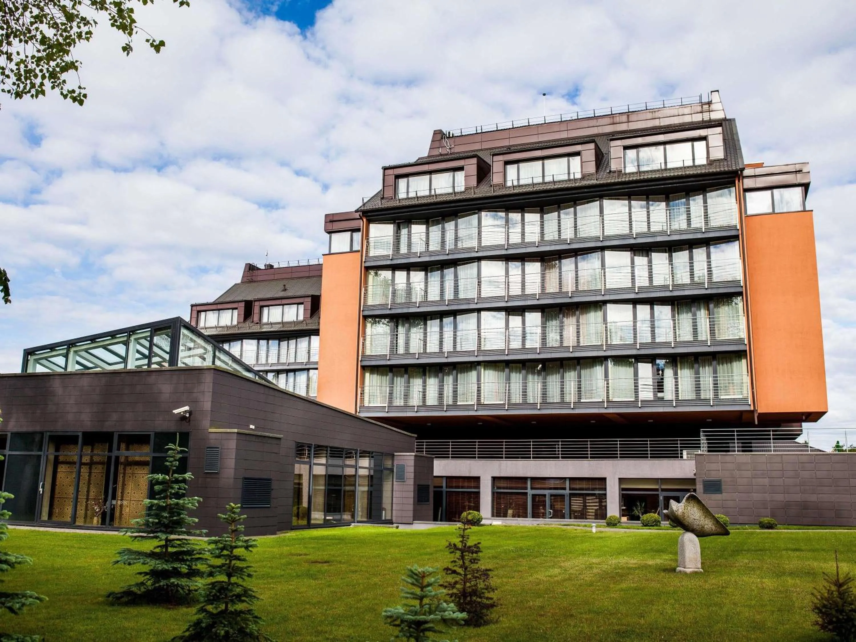 Property building in Mercure Palanga Vanagupe Resort & SPA