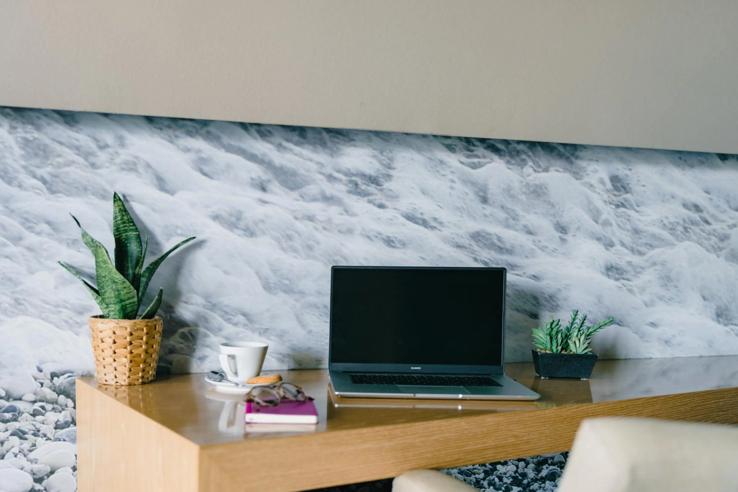 Area and facilities in Elysion Hotel