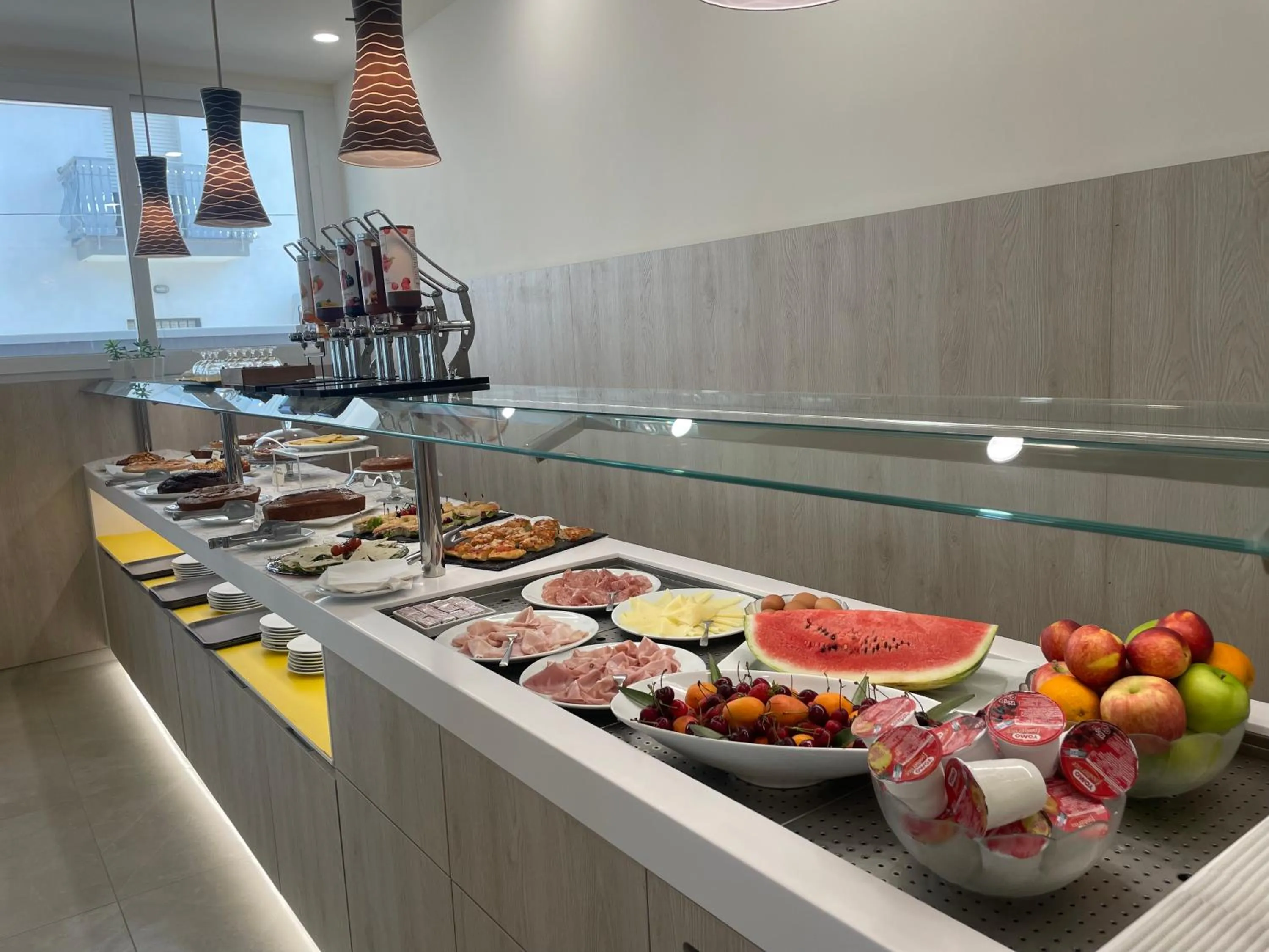 Restaurant/places to eat in Hotel Harmony con Piscina panoramica