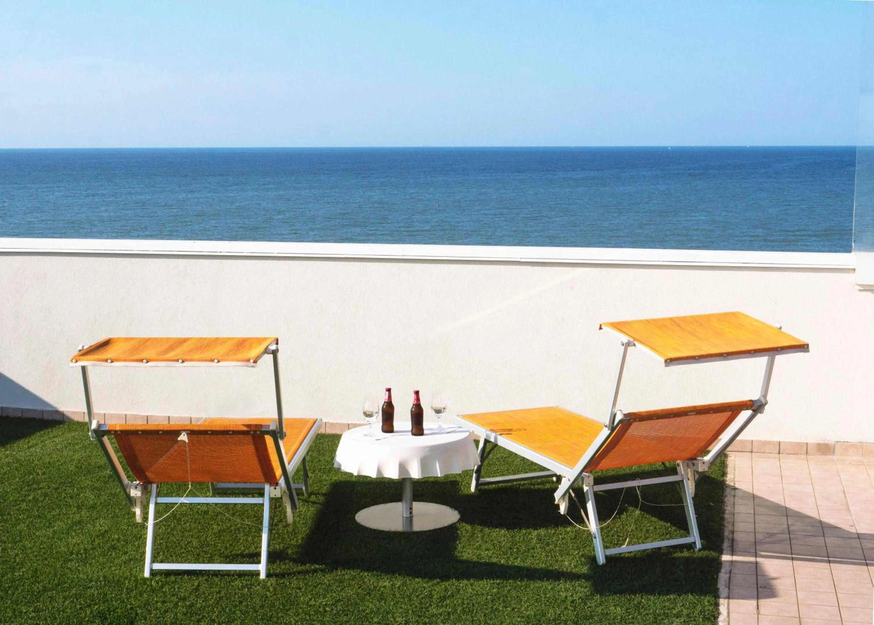 Solarium in Hotel Harmony con Piscina panoramica