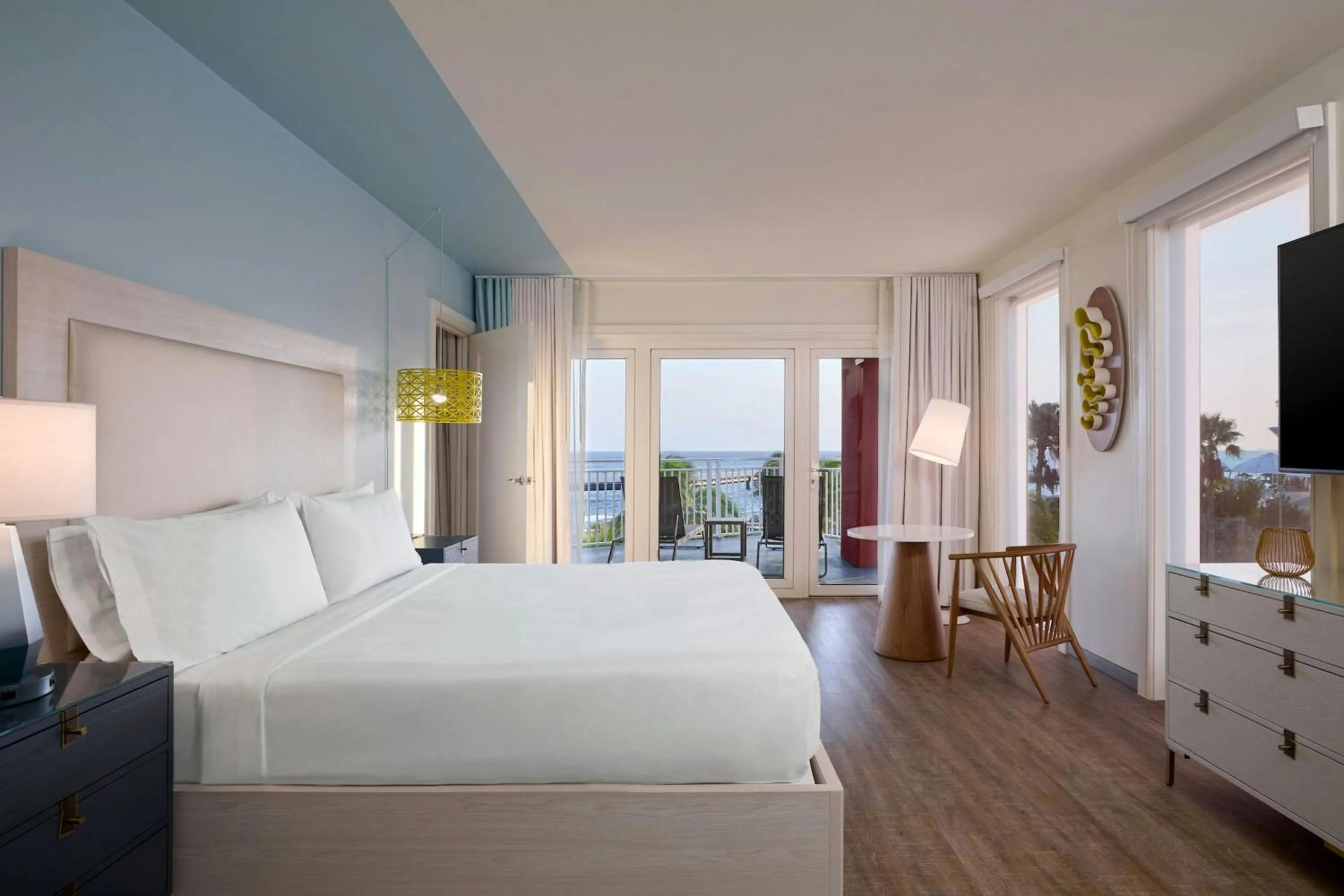 Bedroom, Bed in Renaissance Wind Creek Curacao Resort