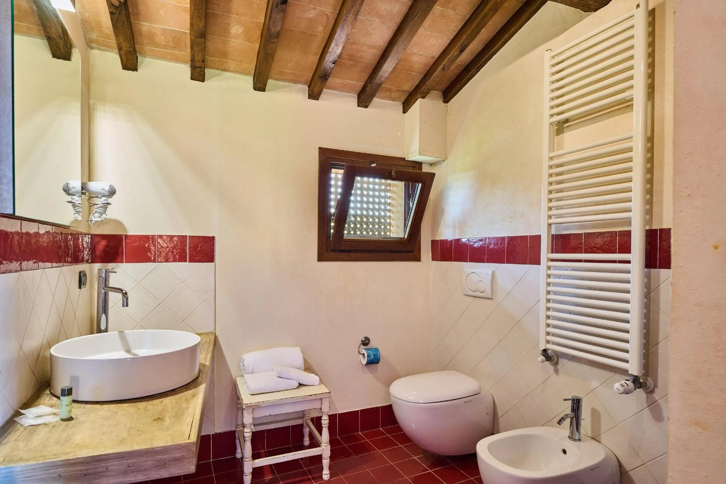 Bathroom in Borgo San Giusto