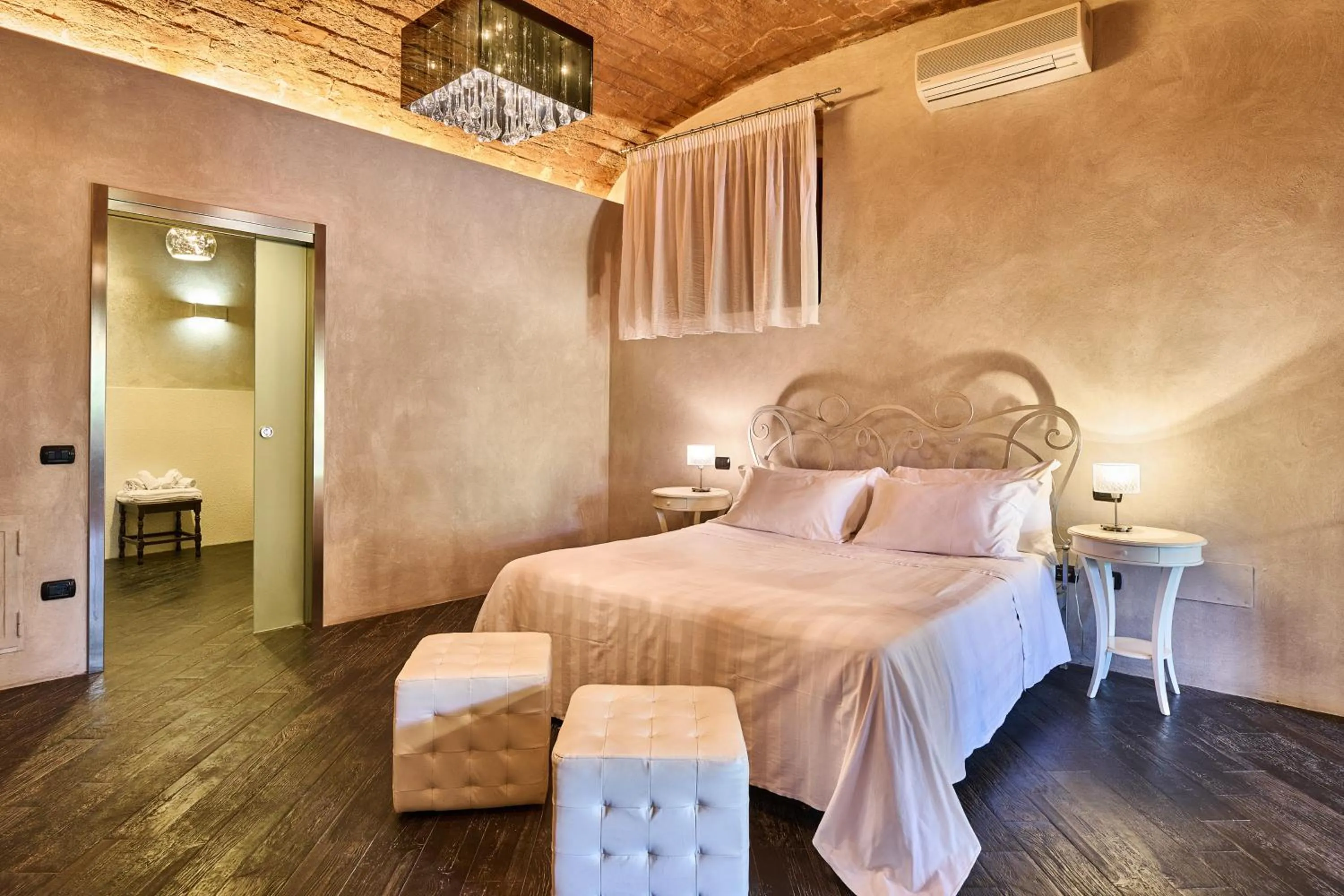 Bedroom, Bed in Borgo San Giusto