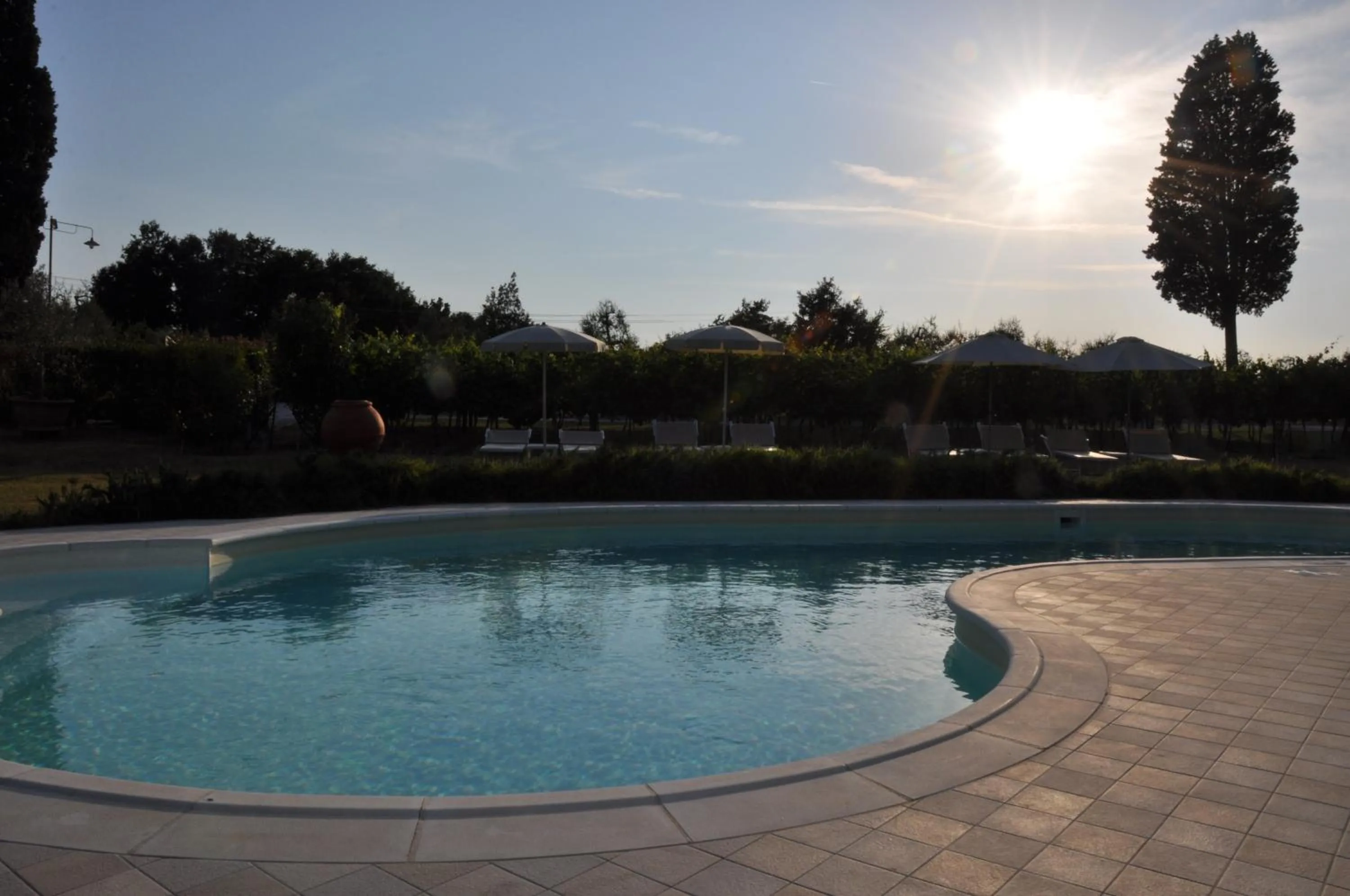 Pool view in Borgo San Giusto