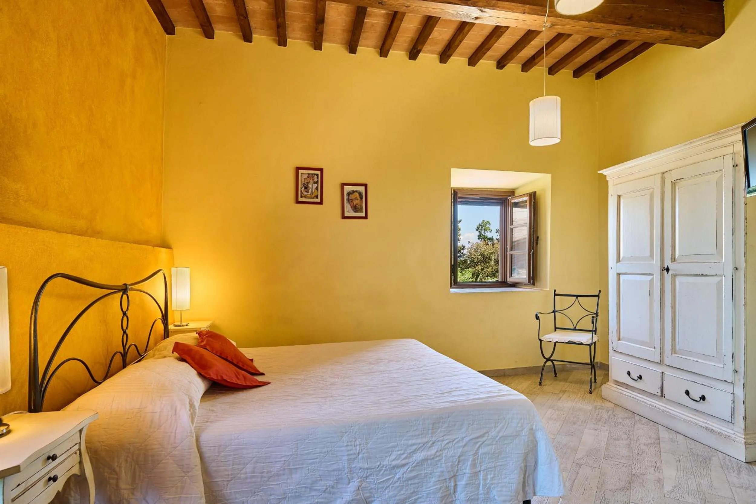 Bedroom, Bed in Borgo San Giusto