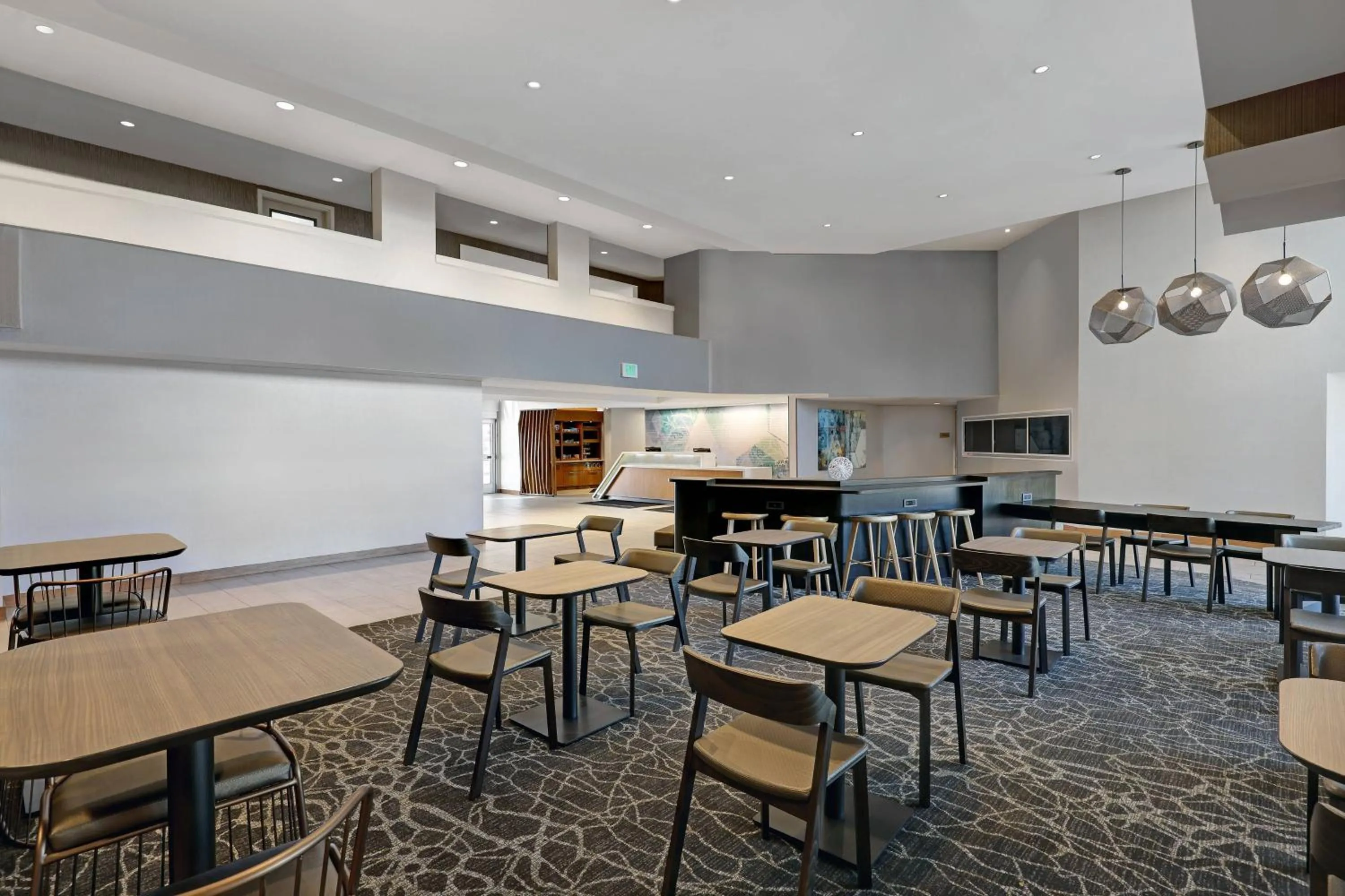 Breakfast in SpringHill Suites by Marriott Palm Desert