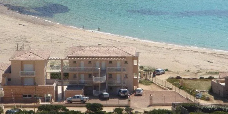 Facade/entrance in Hôtel Lilium Maris