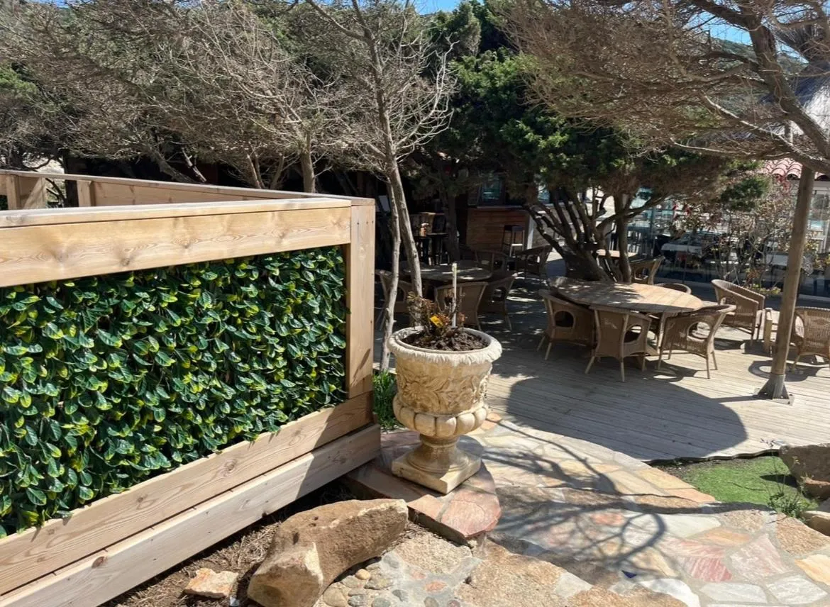 Patio in Hôtel Lilium Maris