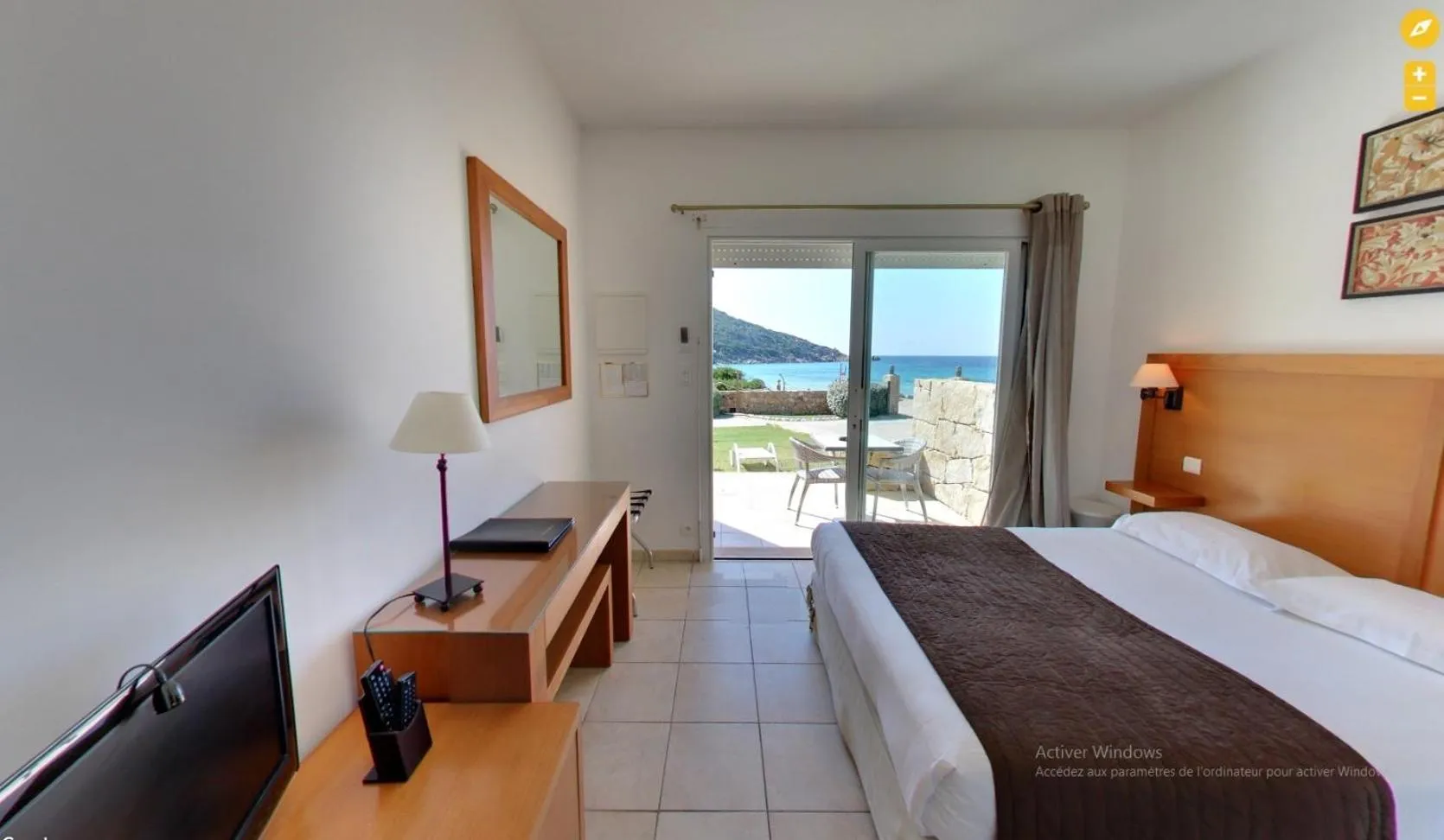 Bedroom in Hôtel Lilium Maris