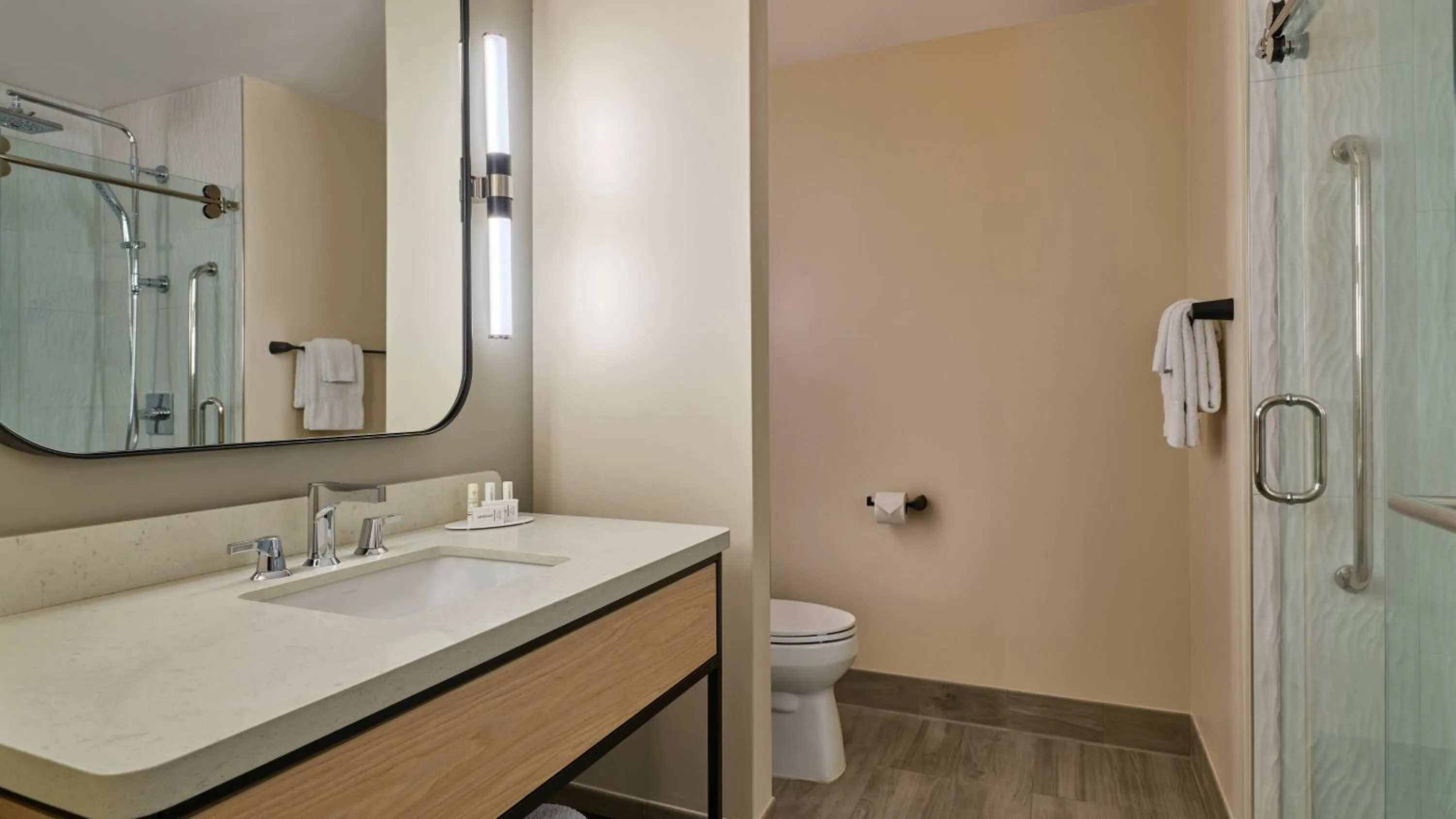 Bathroom in Courtyard by Marriott Denver Downtown