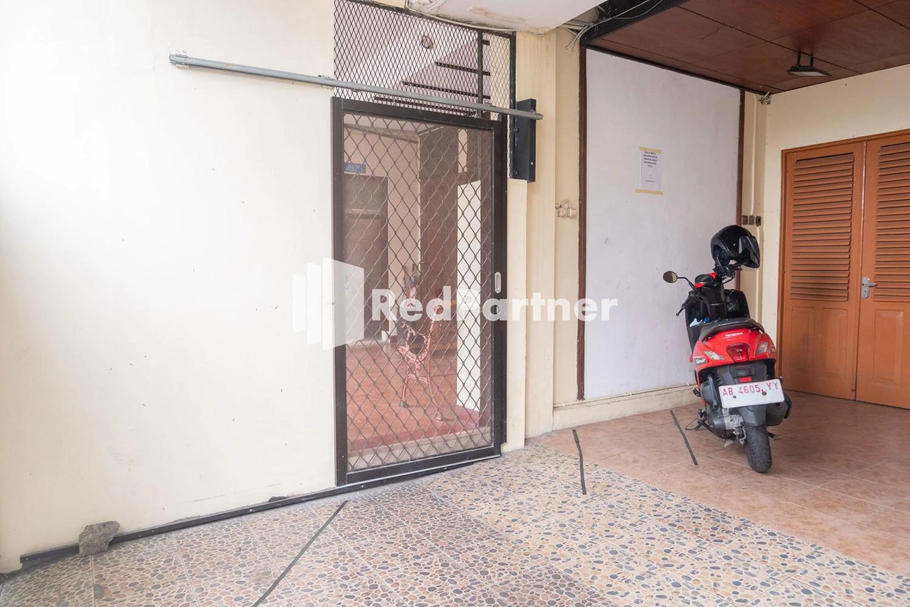 Parking in Athaya Hotel Syariah near UGM Yogyakarta Mitra RedDoorz