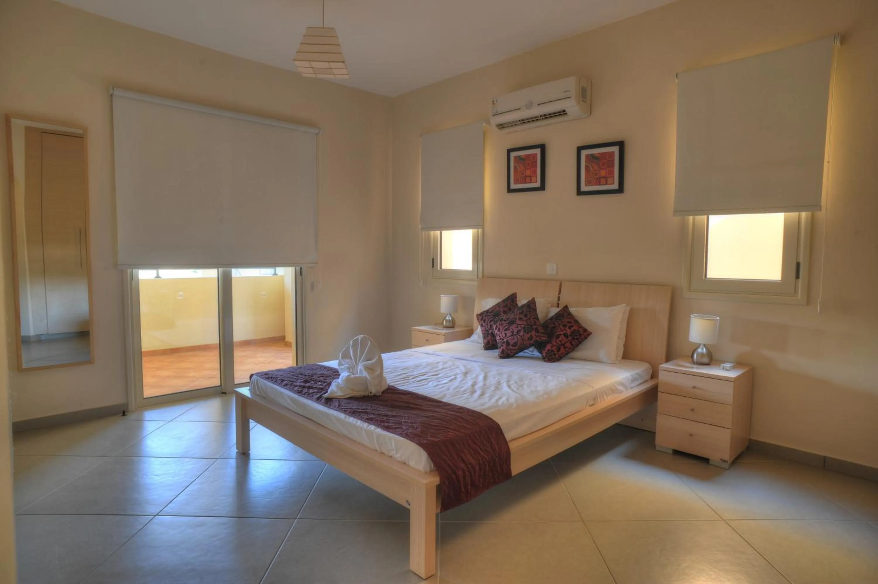 Bed in Aphrodite Sands