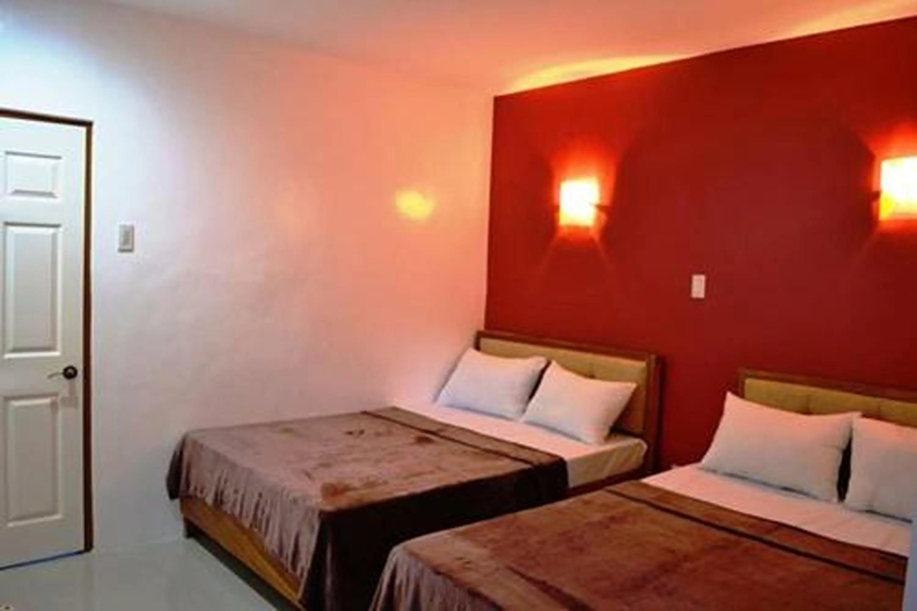 Bedroom, Bed in Casa Del Camba Hotel and Restaurant near Hundred Islands