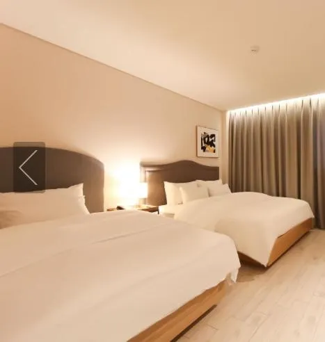 Bed in Londoner Hotel Gwangan