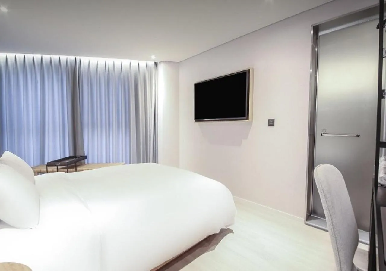 Bed in Londoner Hotel Gwangan