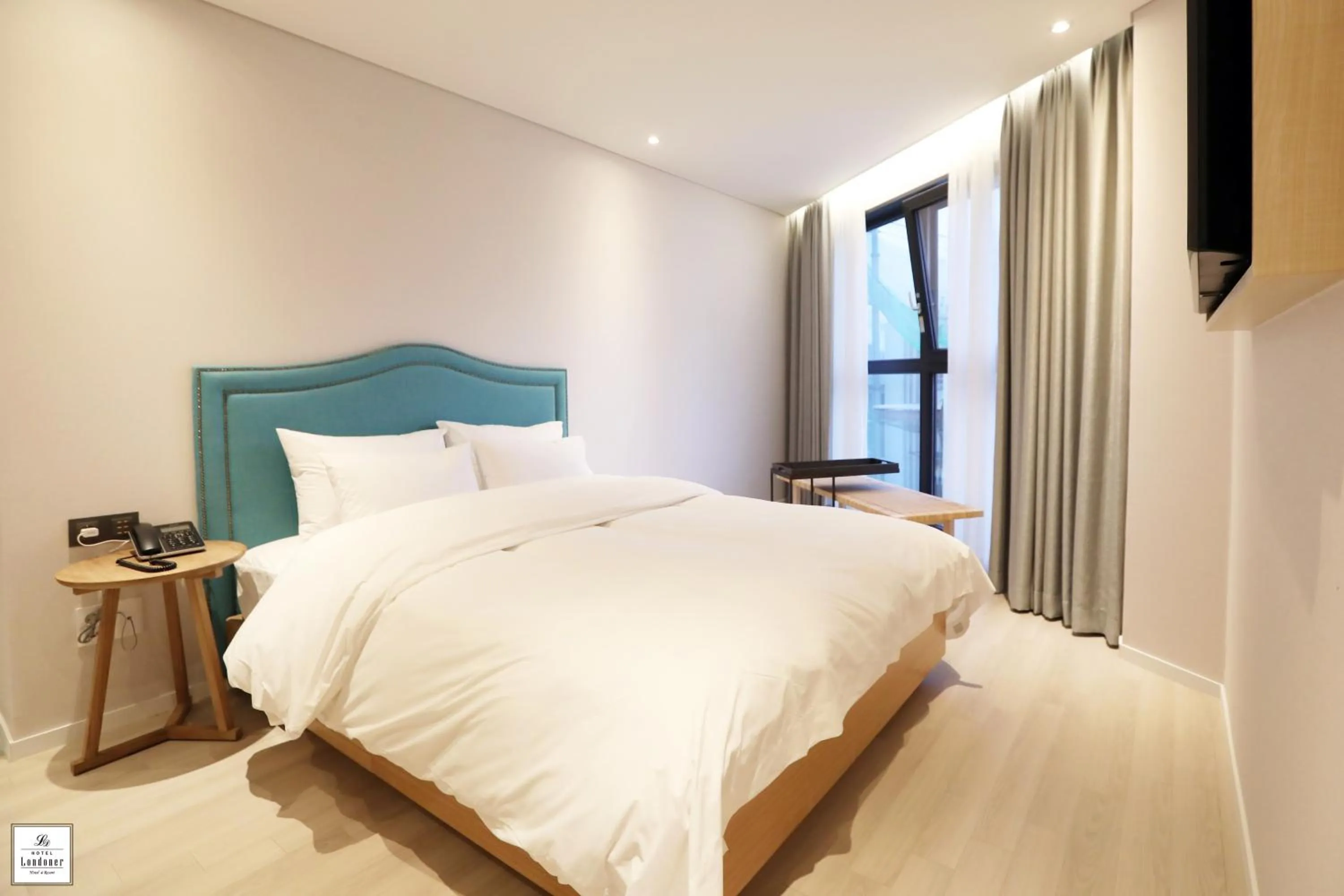 Bed in Londoner Hotel Gwangan