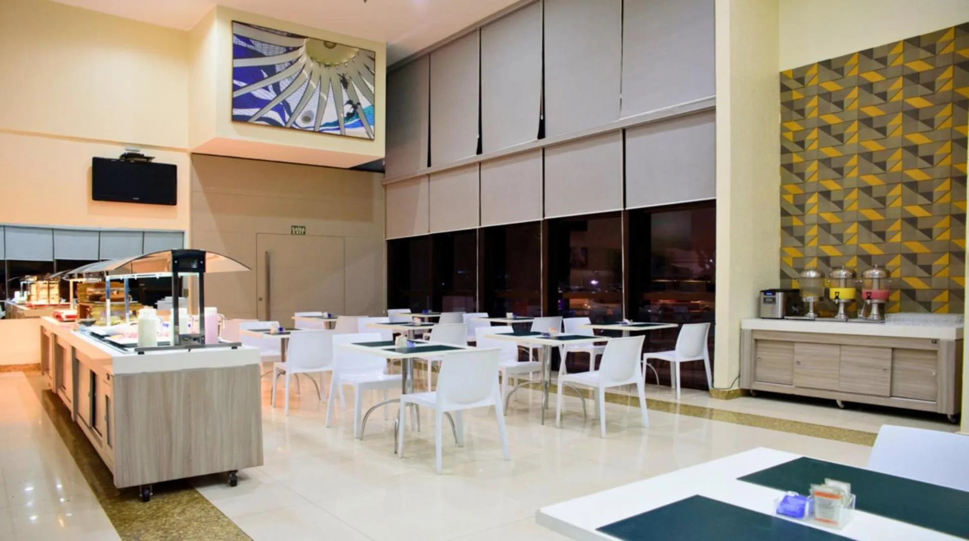 Restaurant/places to eat in Comfort Hotel Taguatinga