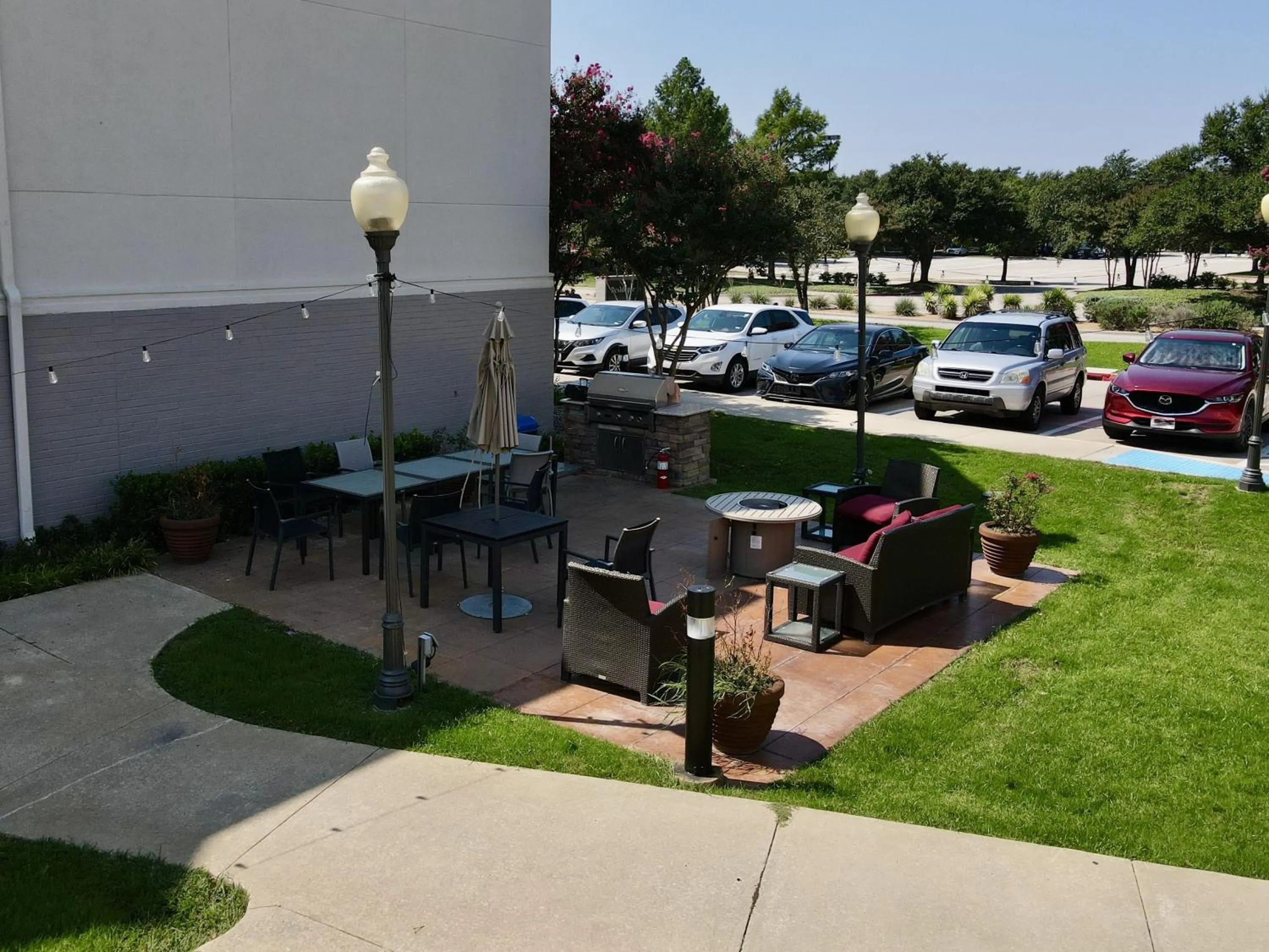 BBQ facilities in Residence Inn Dallas DFW Airport North/Irving