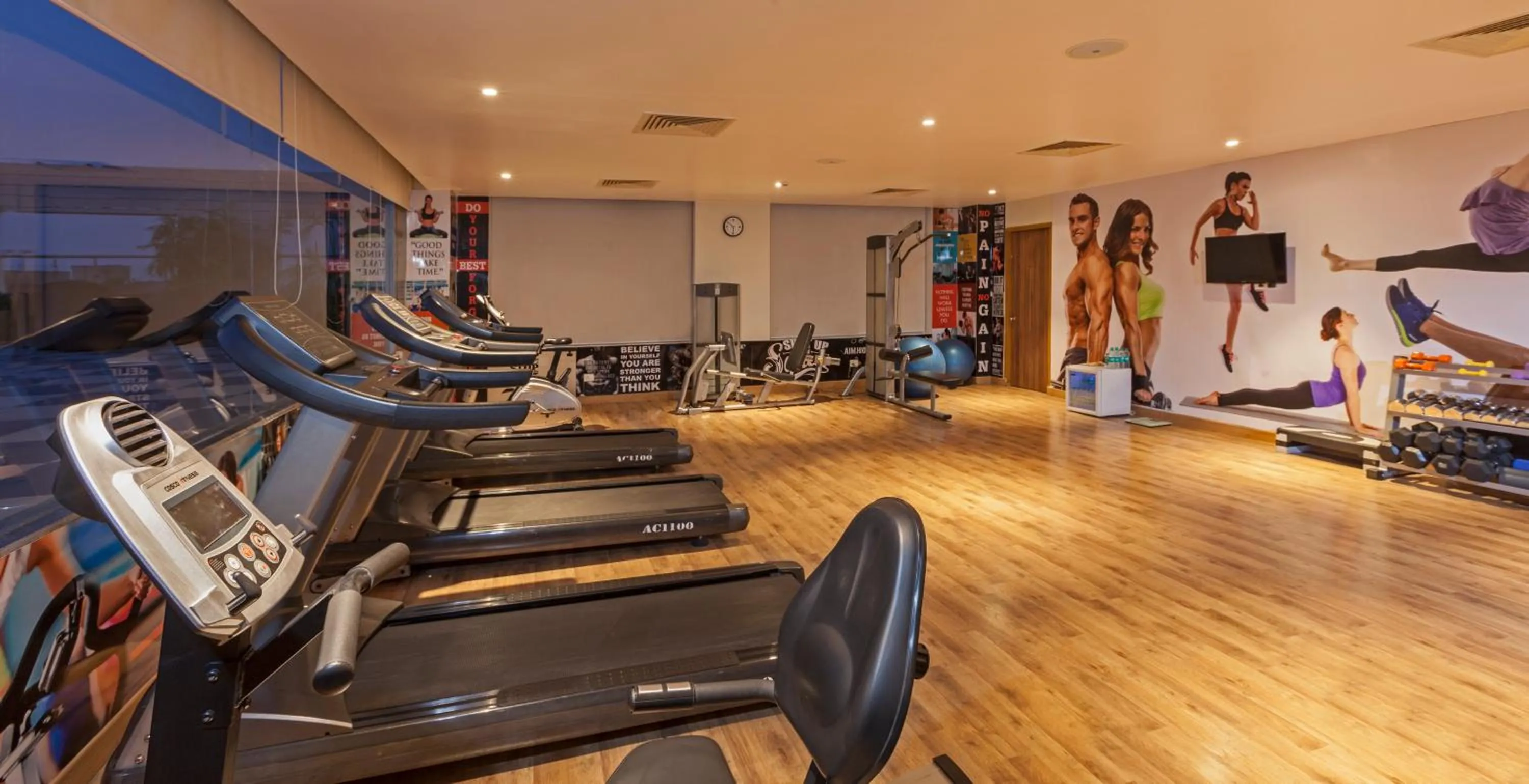 Fitness centre/facilities in Lemon Tree Premier, Patna