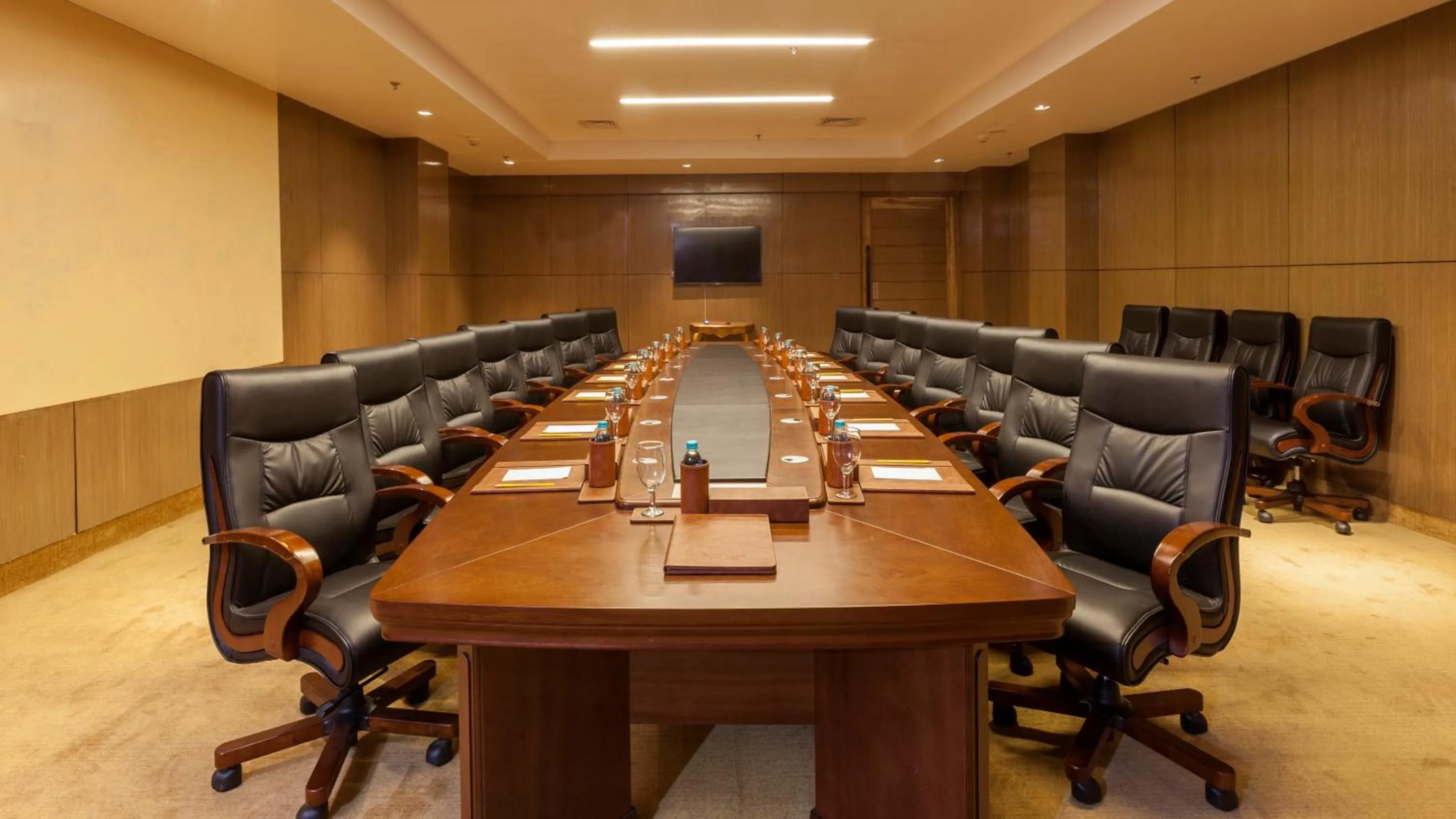 Meeting/conference room in Lemon Tree Premier, Patna