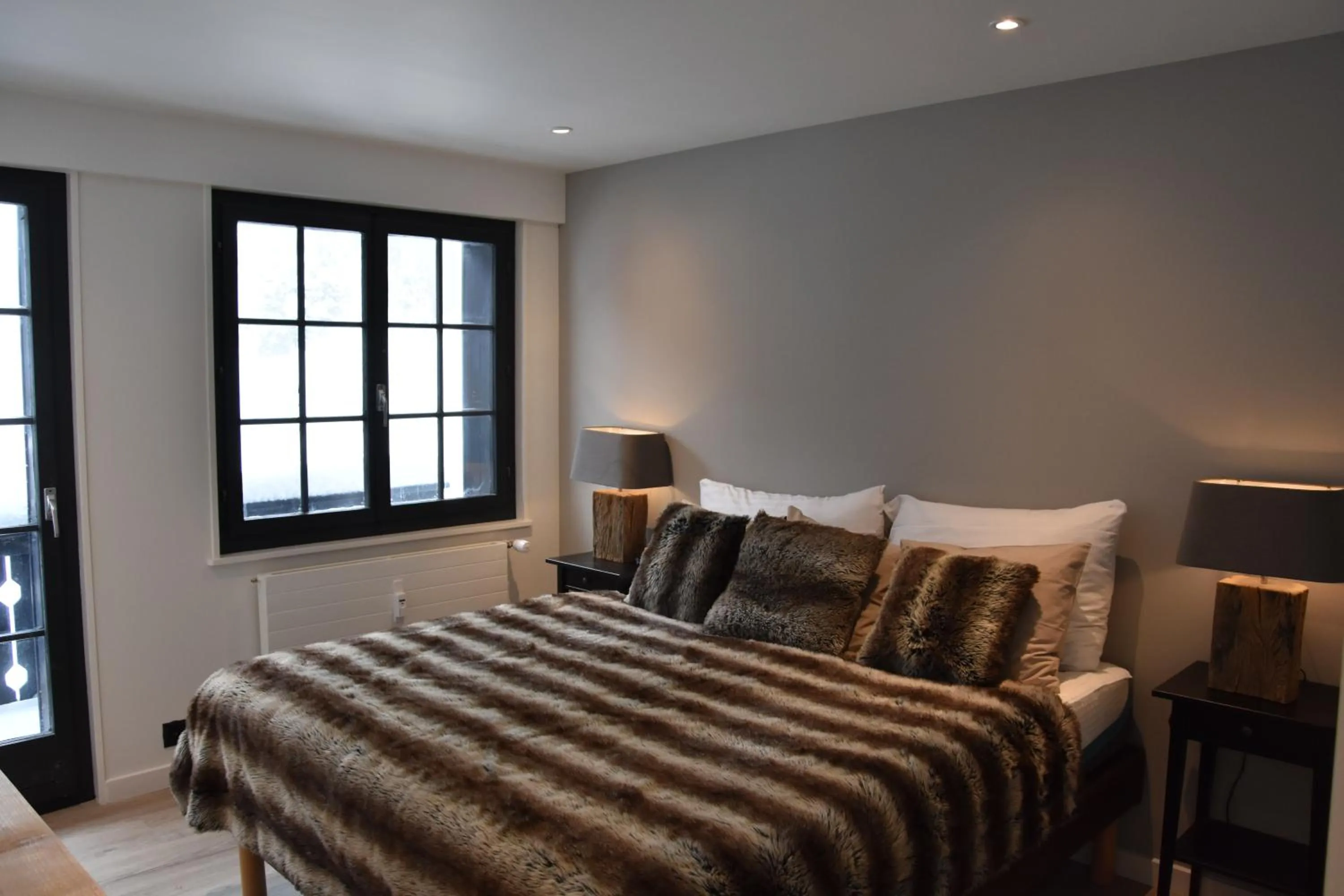 Bed in Champoussin Lodge