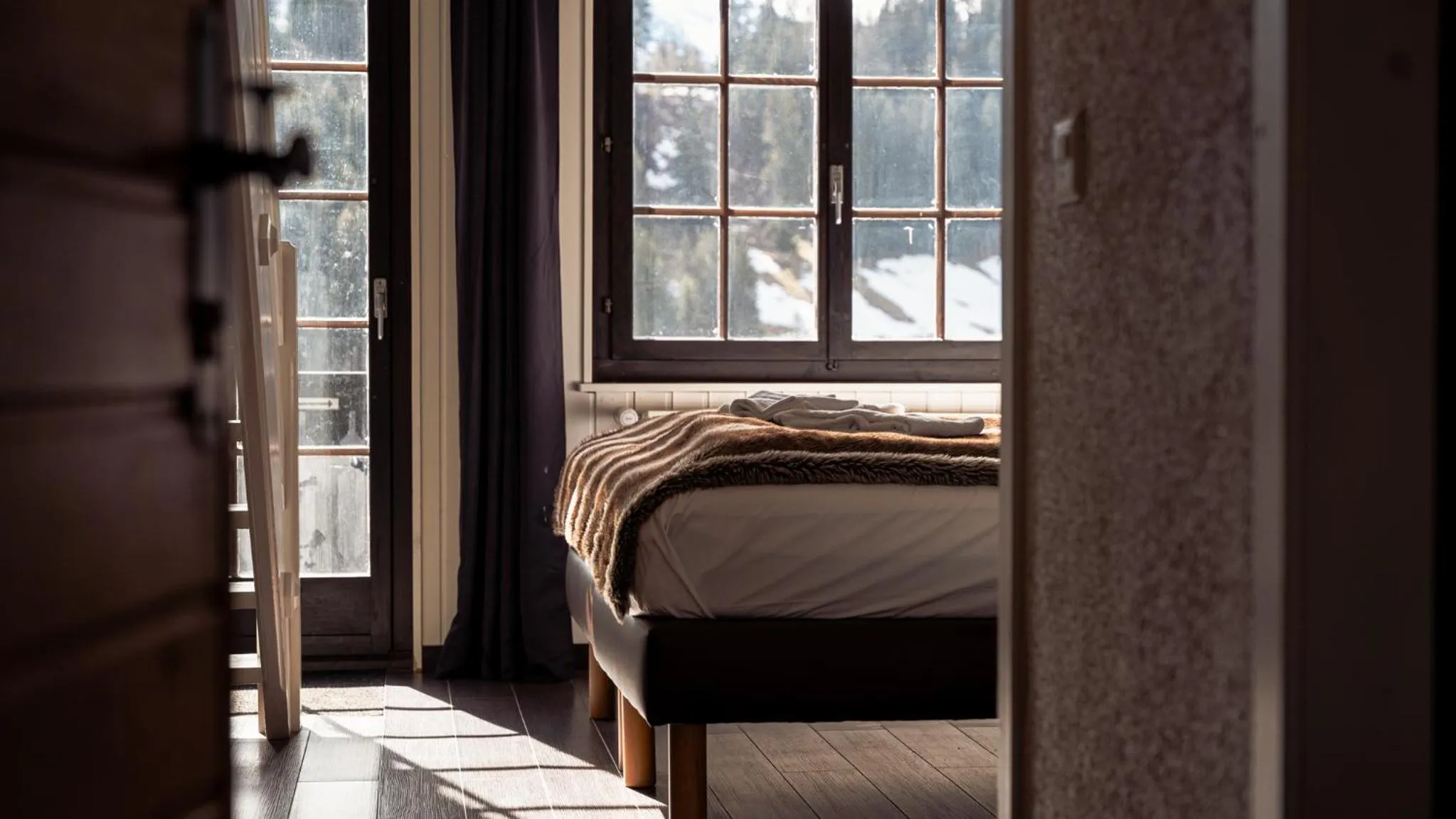 Bed in Champoussin Lodge