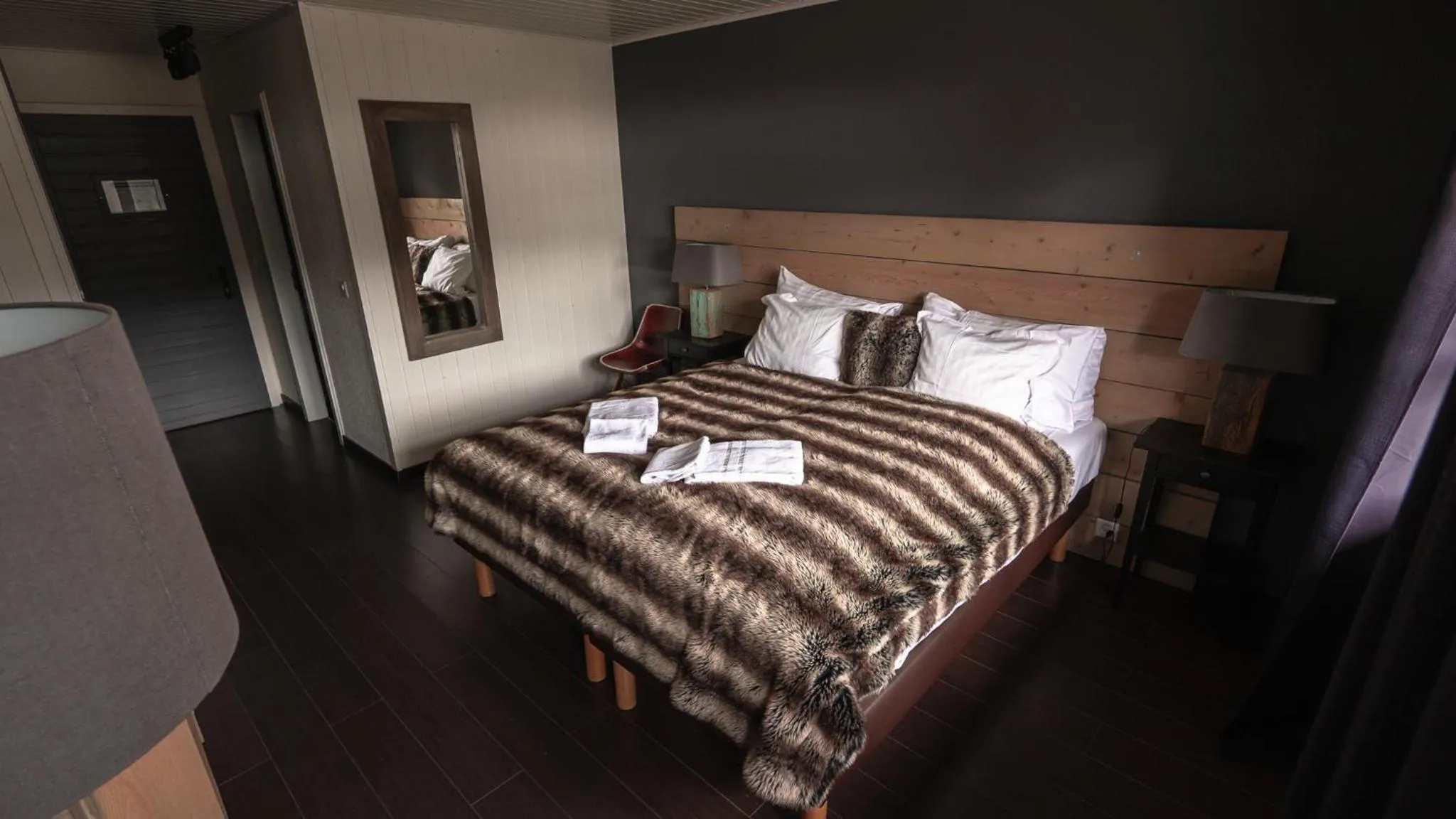 Bed in Champoussin Lodge