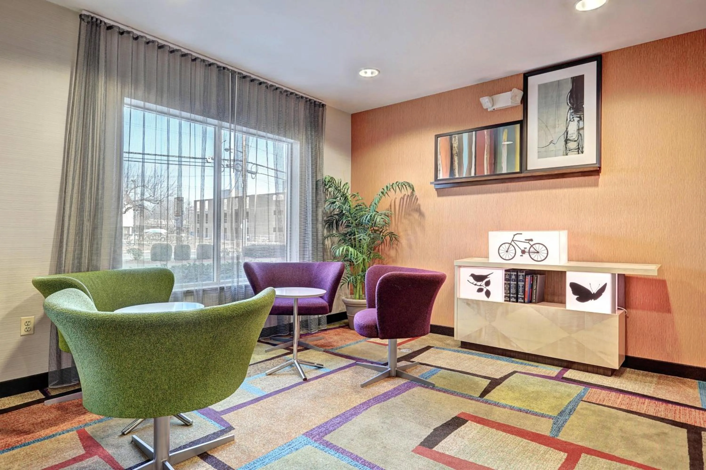 Lobby or reception in Fairfield Inn & Suites by Marriott Edison - South Plainfield