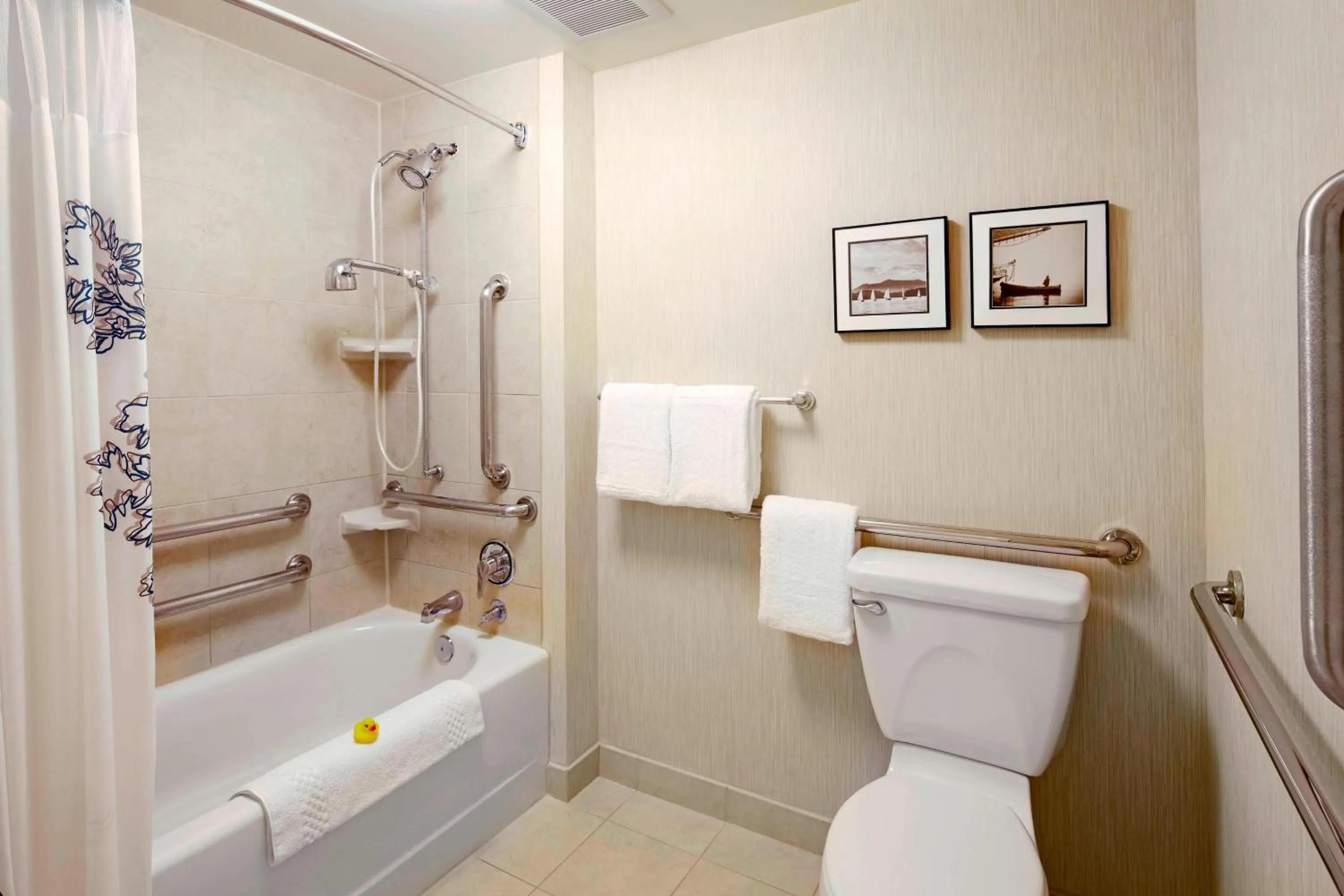 Bathroom in Residence Inn East Rutherford Meadowlands