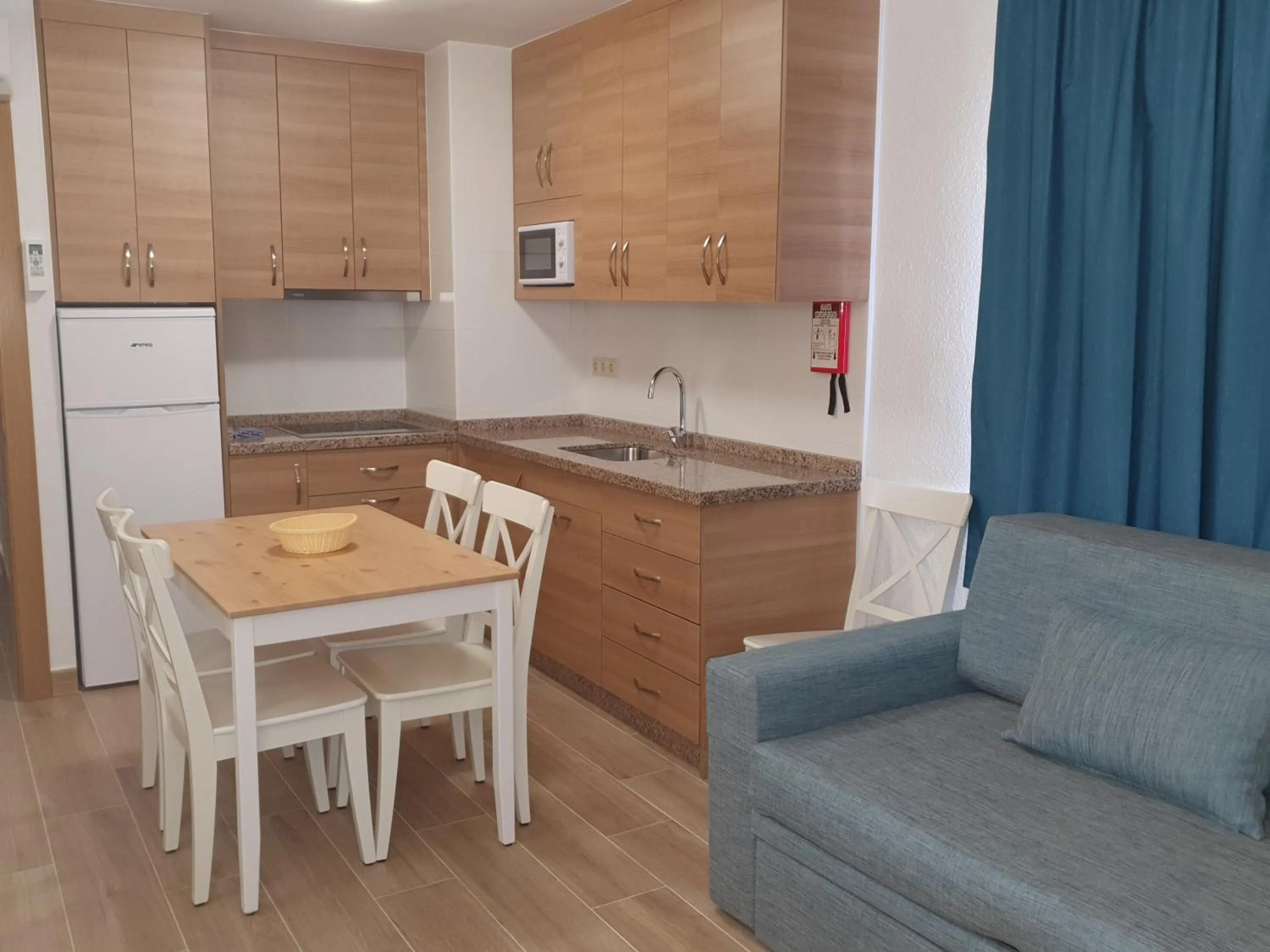 Kitchen or kitchenette in Apartamentos Stella Maris - Marcari SL