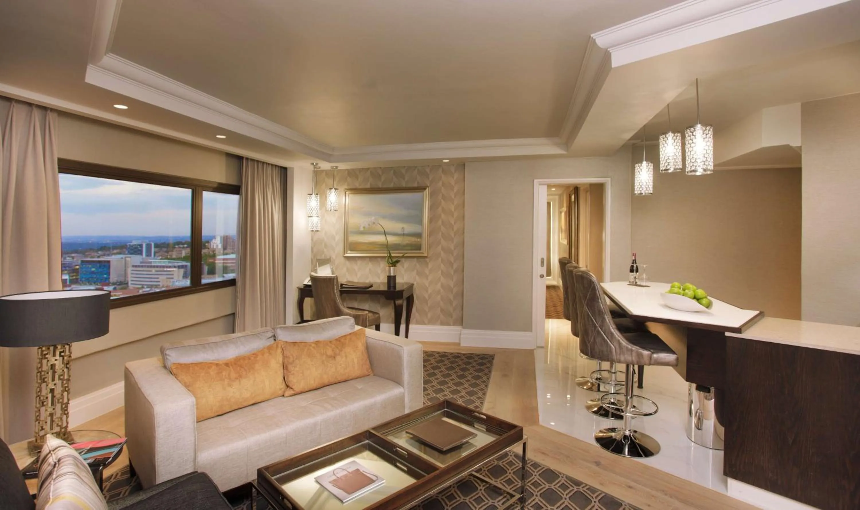 Bedroom in Sandton Sun and Towers